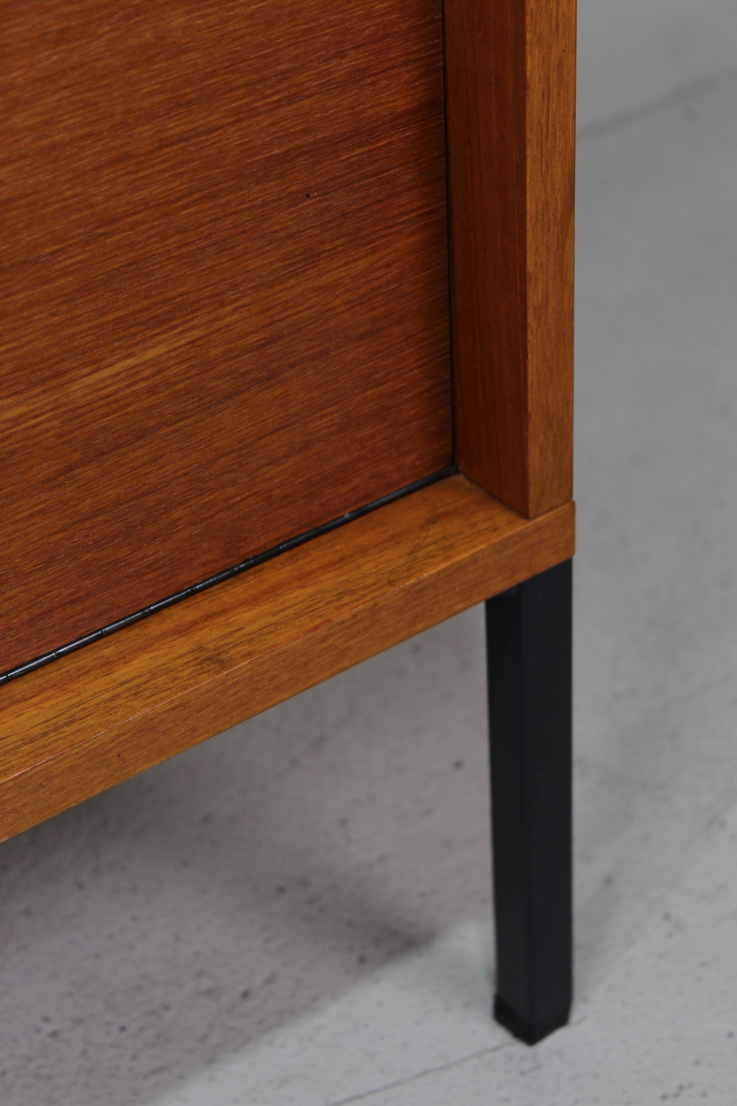 Mid century design platenspelerkast, dressoir REGO