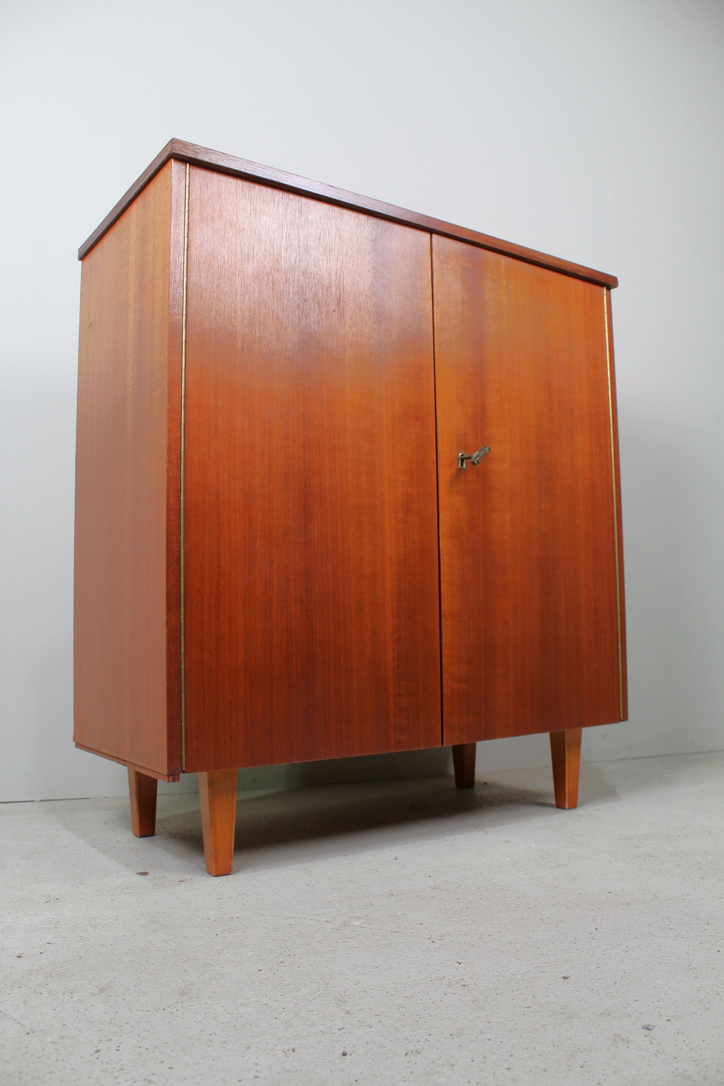 Vintage kastje, halkastje jaren '60