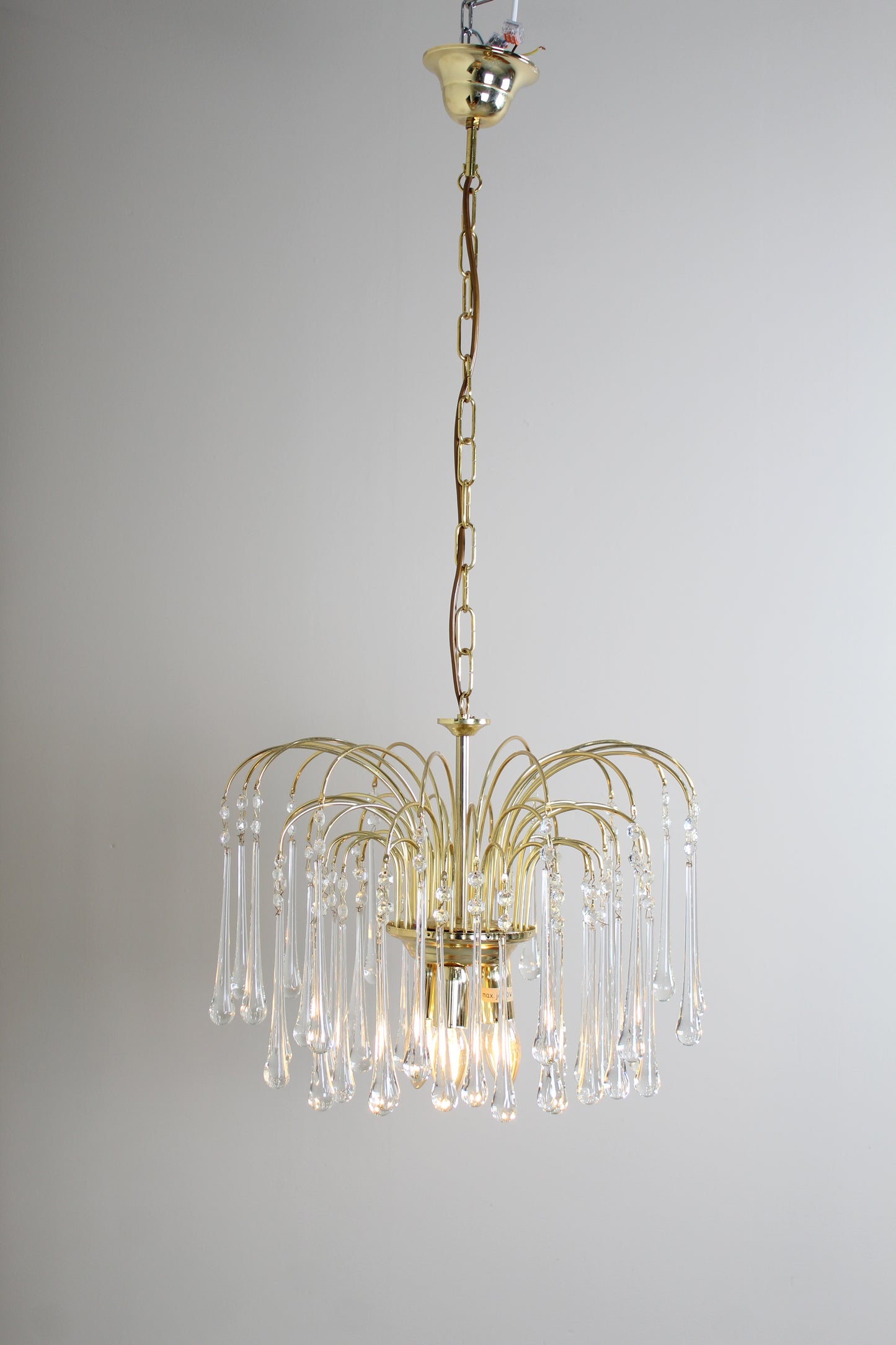 Vintage teardrop lamp transparant