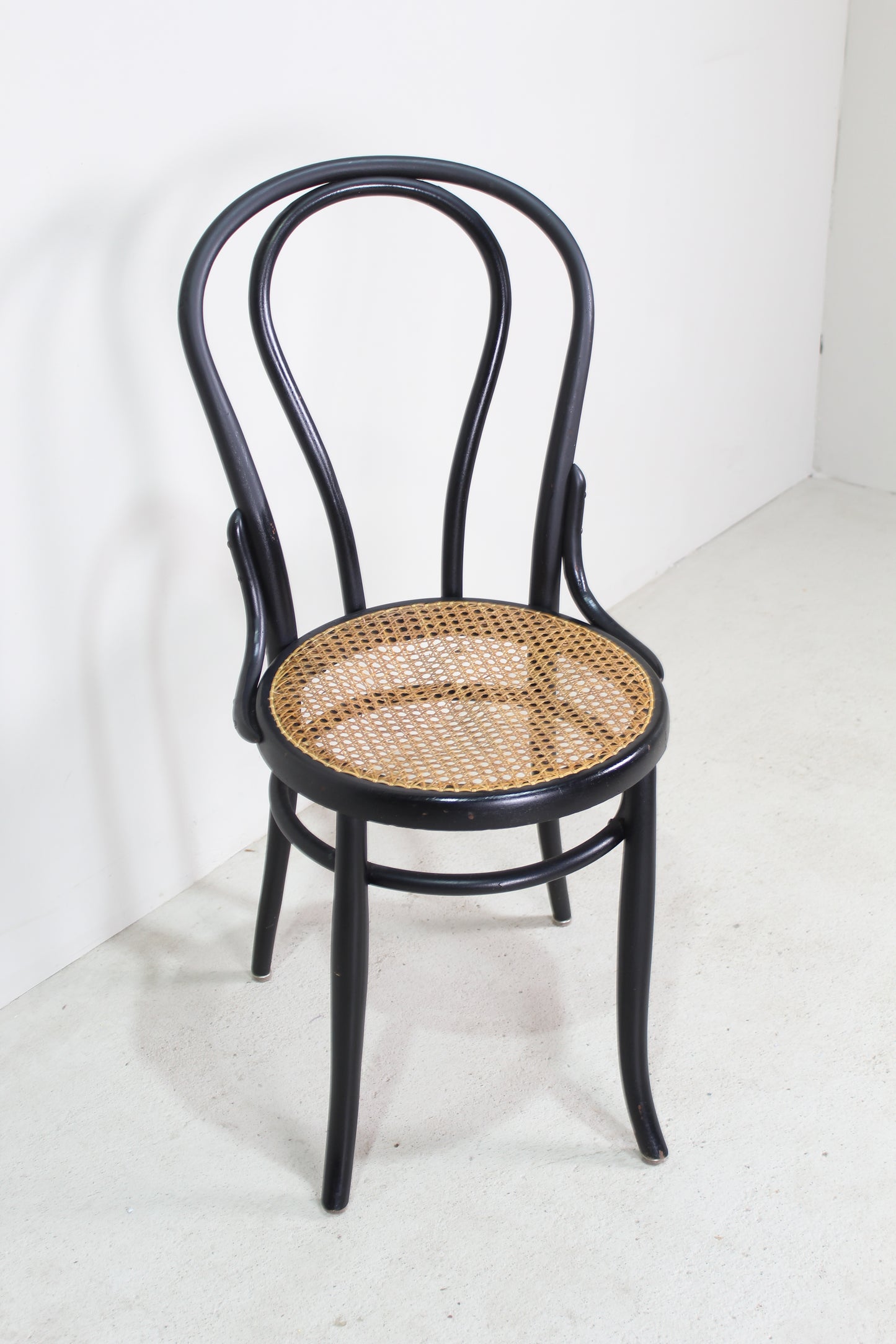 Antieke Thonet bistrostoel No.14 jaren '20/'30 zwart