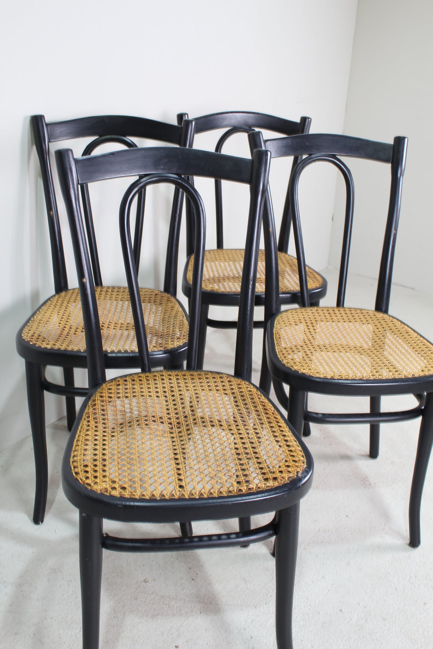 4x antieke Thonet bistrostoel No.56 jaren '20/'30 zwart