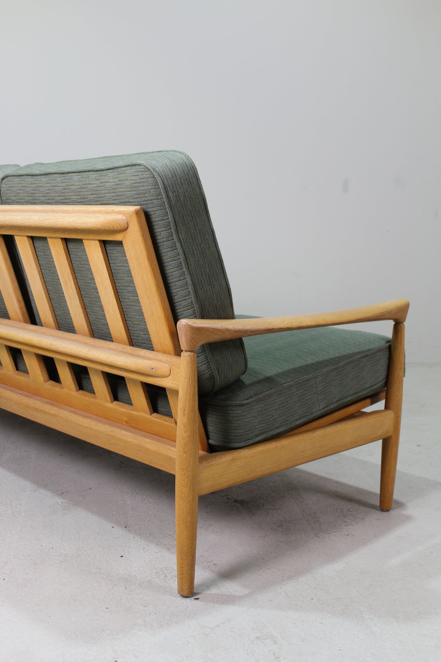 Vintage bank Erik Wørts IKEA eiken, groen