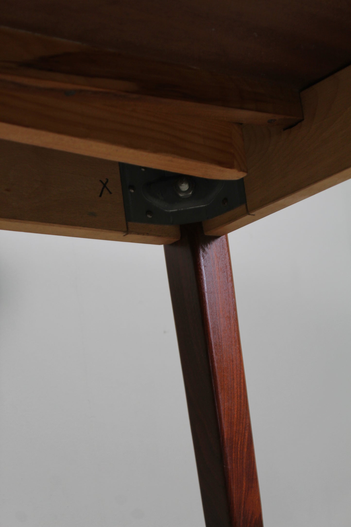 Mid century uitschuifbare eettafel