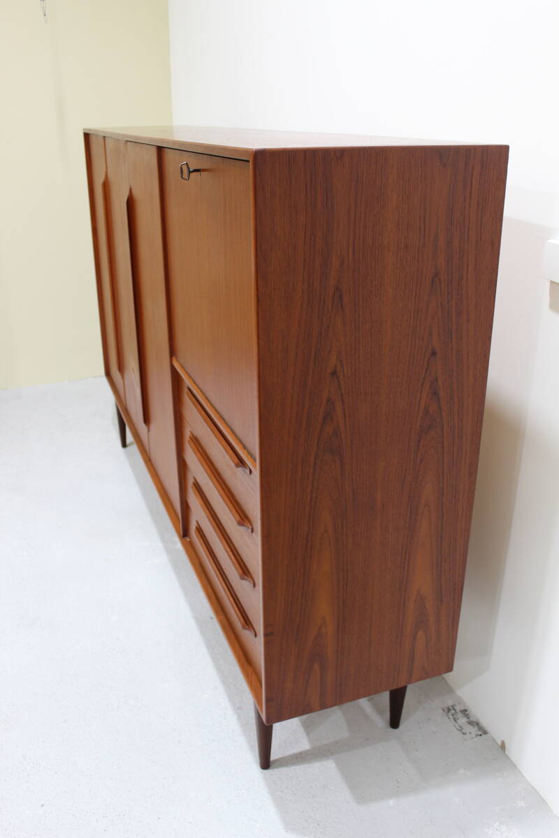 Vintage Design highboard, kast - Heinrich Rietsenpatt | 01056