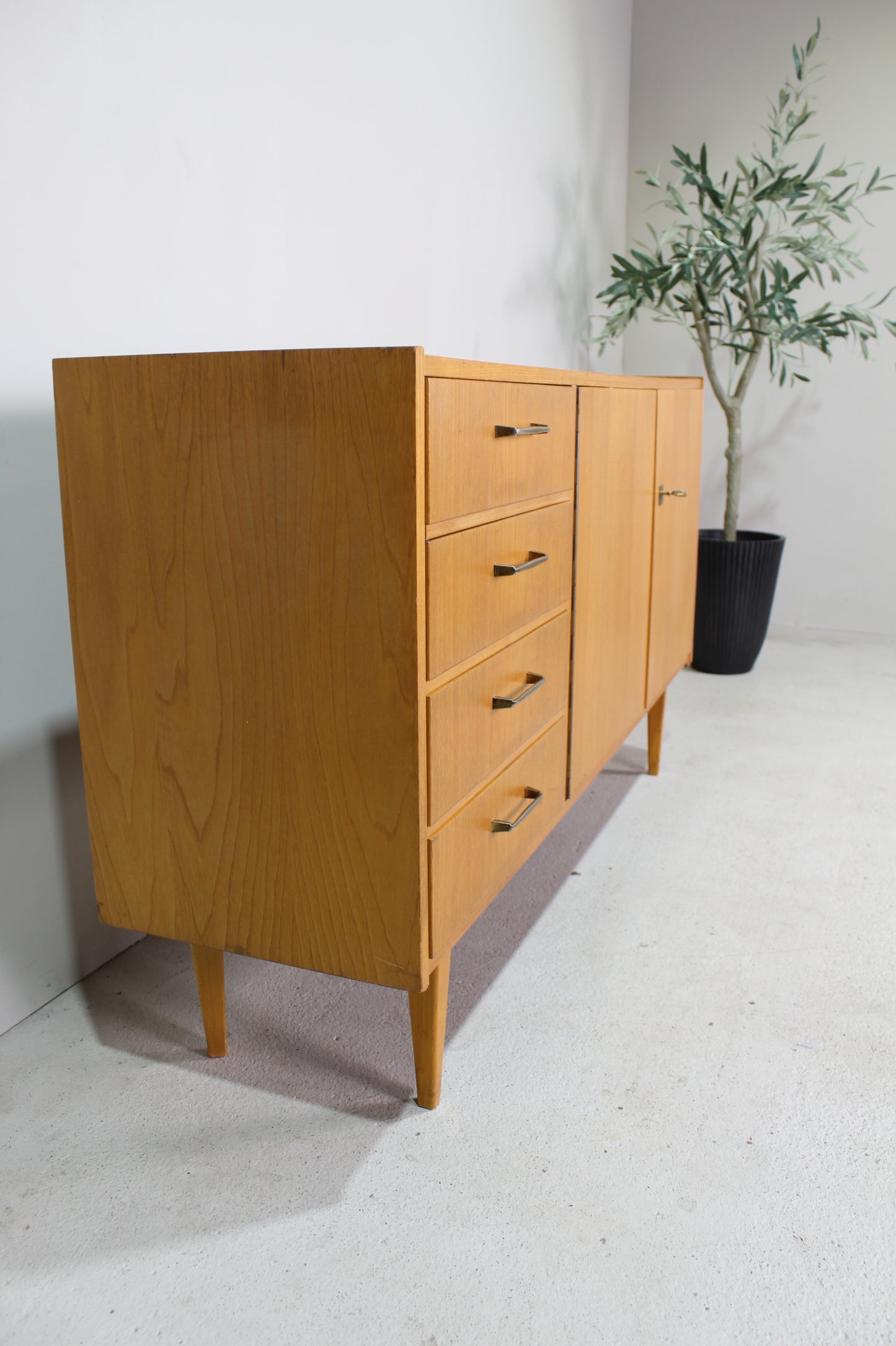Vintage dressoir, sideboard jaren '60