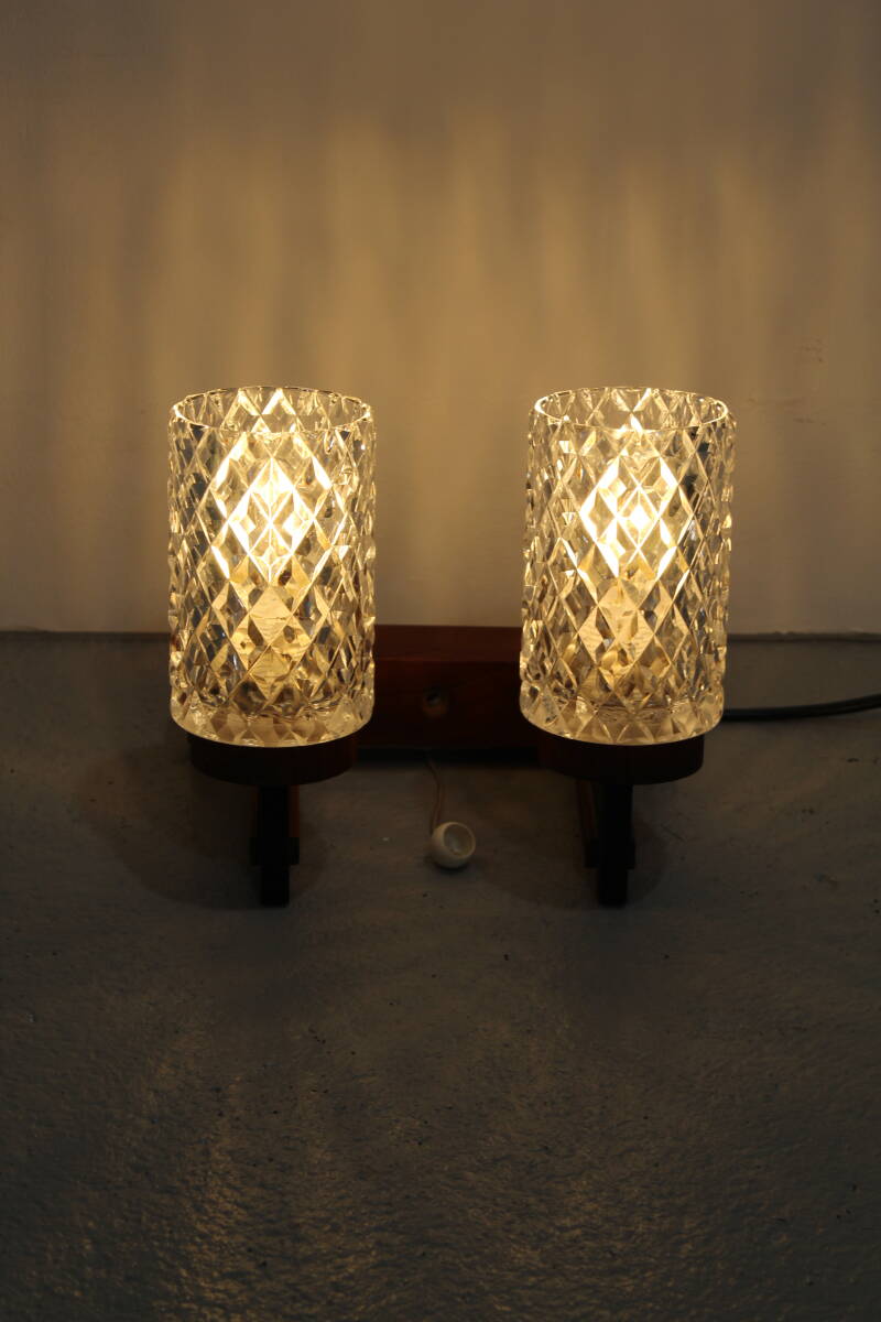 Vintage dubbele wandlamp - hout, glas jaren '60 | 01198