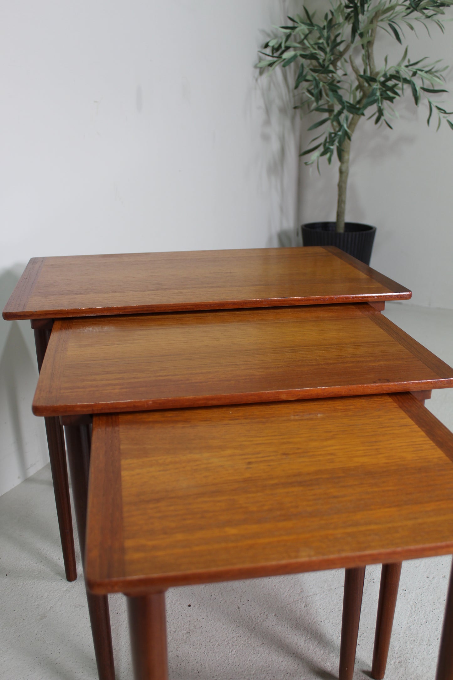 Vintage Deens Design mimiset bijzettafels