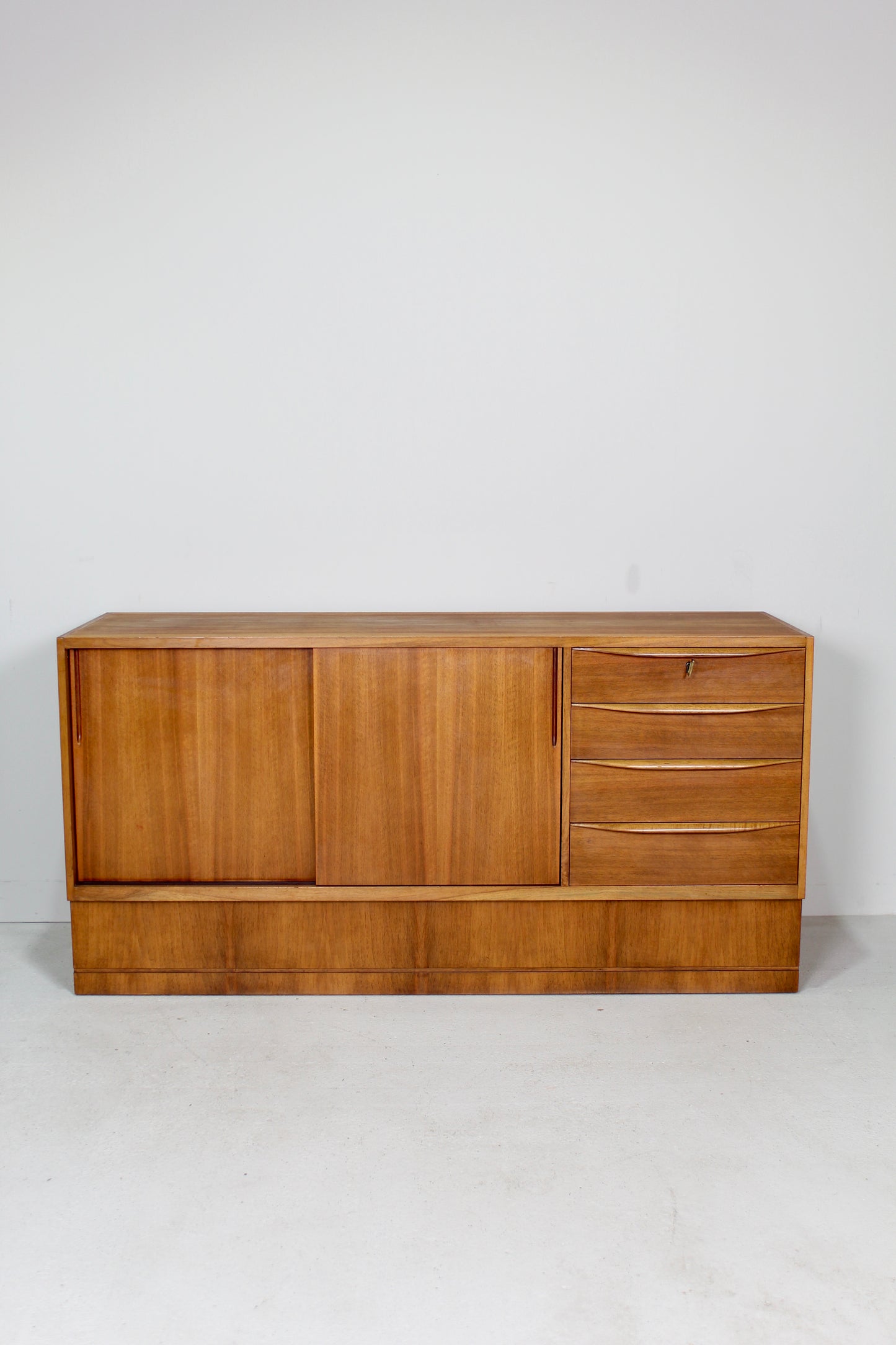 Vintage dressoir, sideboard jaren '60