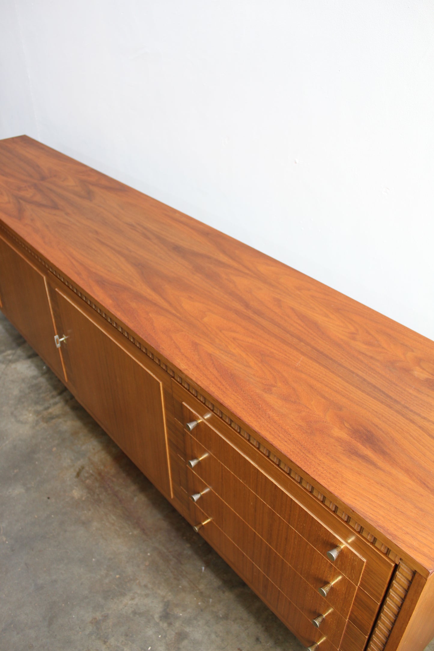Vintage sideboard, dressoir Royal Board