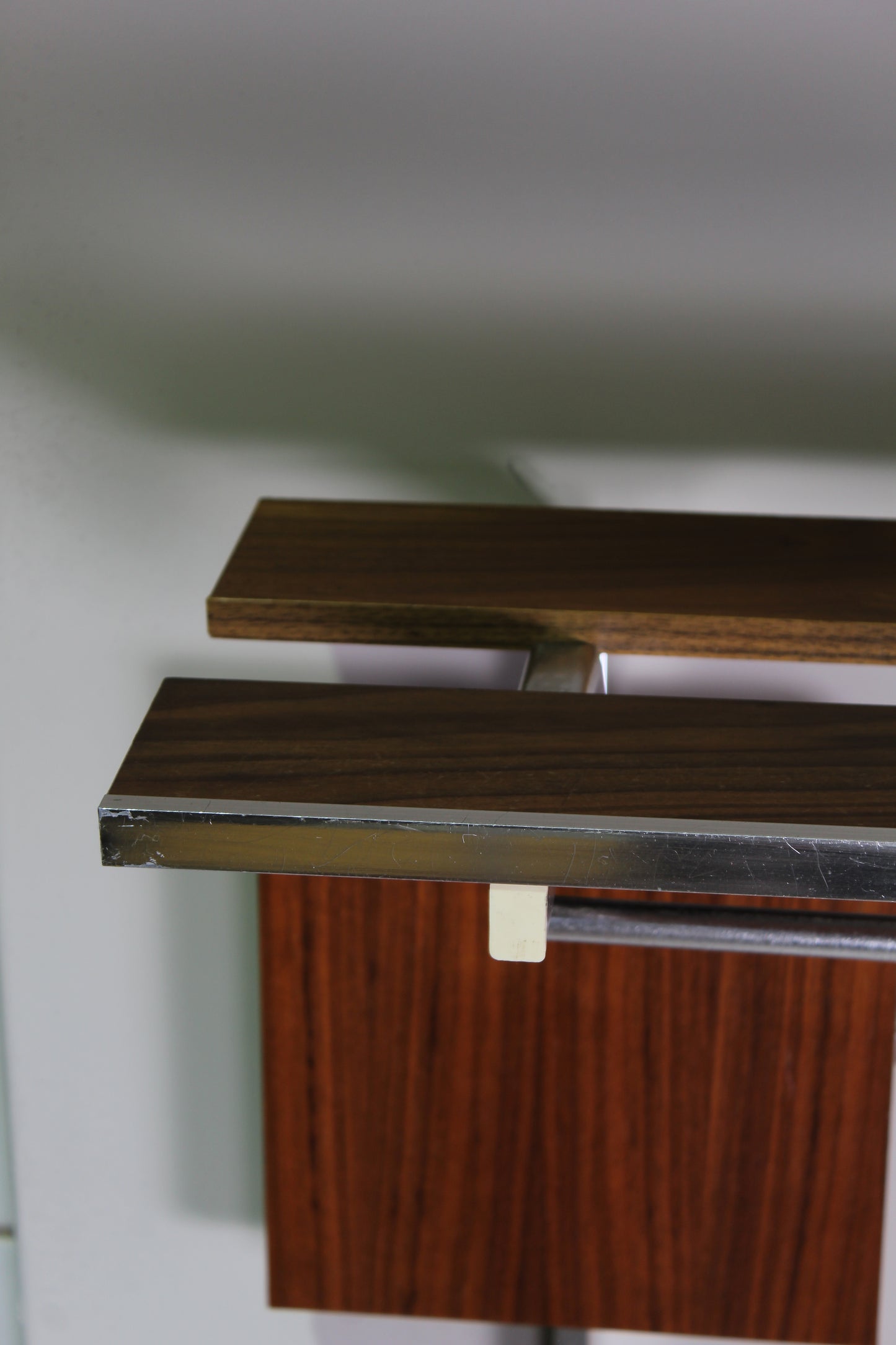 Mid-Century Garderobe, Garderobe aus den 60er Jahren