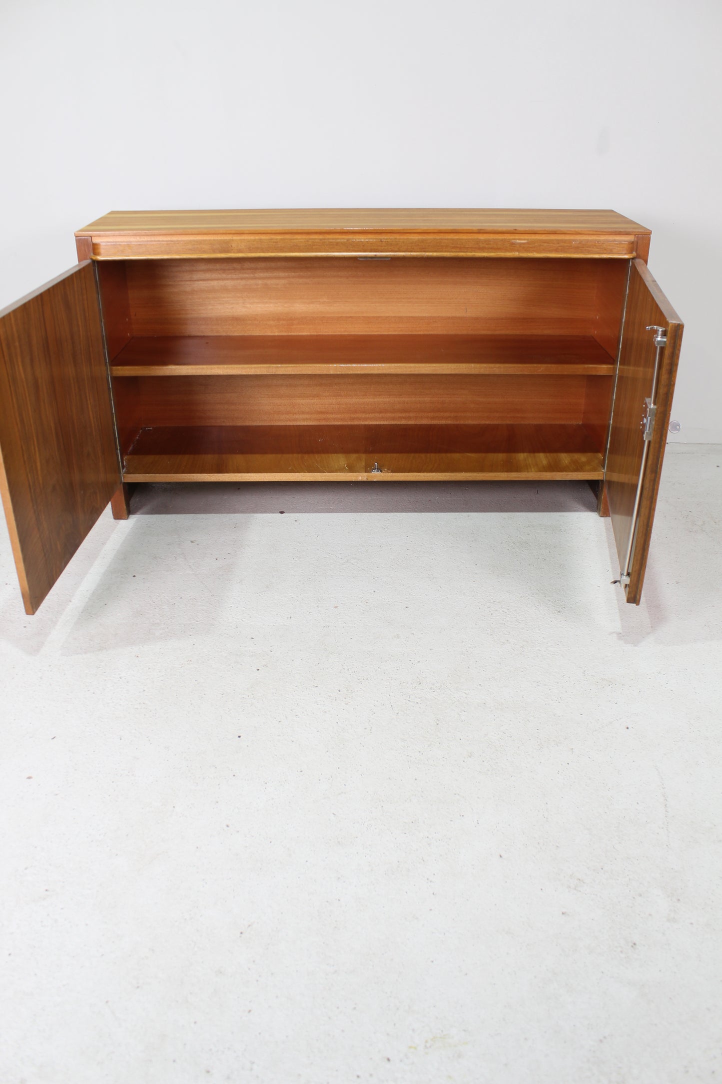 Vintage kastje, dressoir jaren '50
