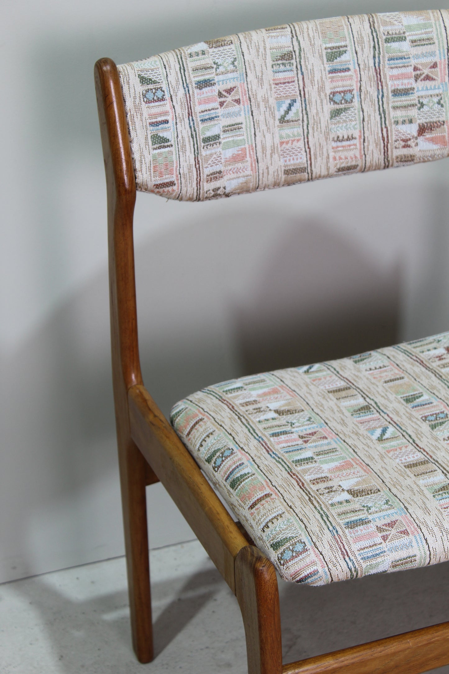 2x Deens design eetkamerstoelen Erik Buch