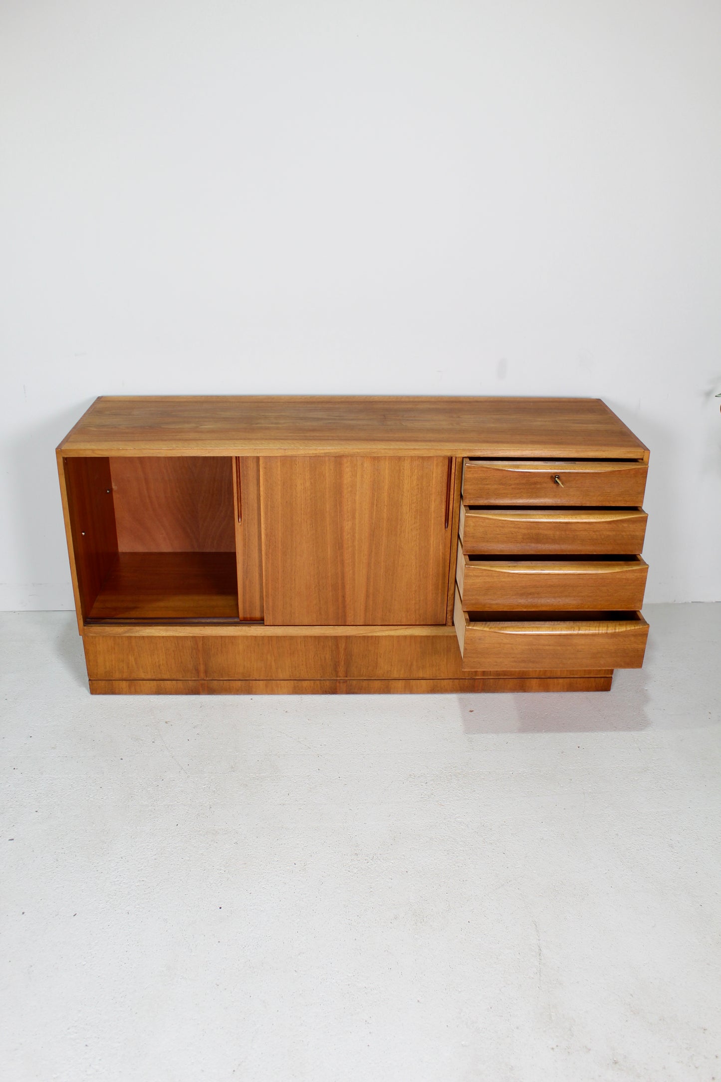 Vintage dressoir, sideboard jaren '60
