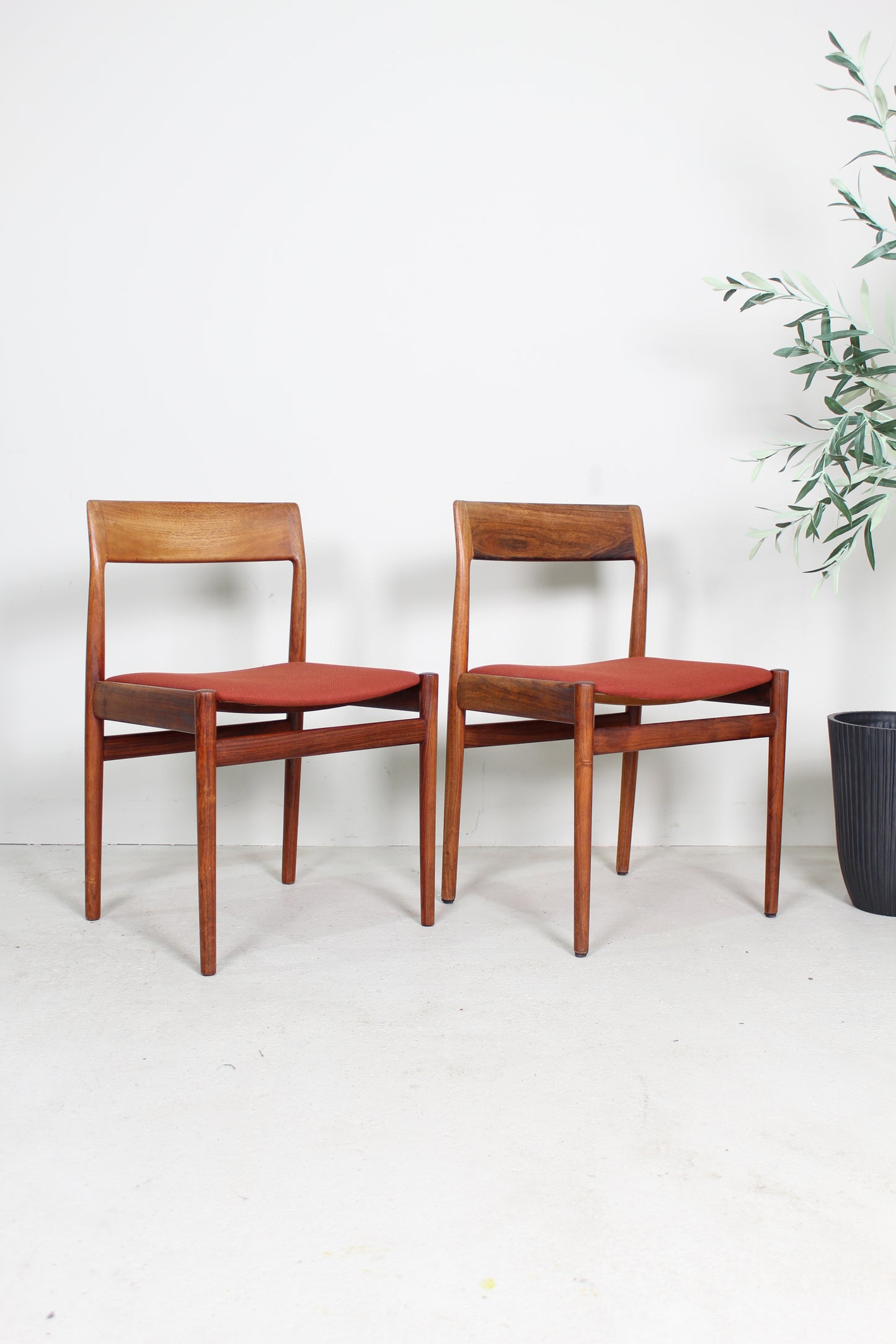 Set Deens design eetkamerstoelen Nørgaard