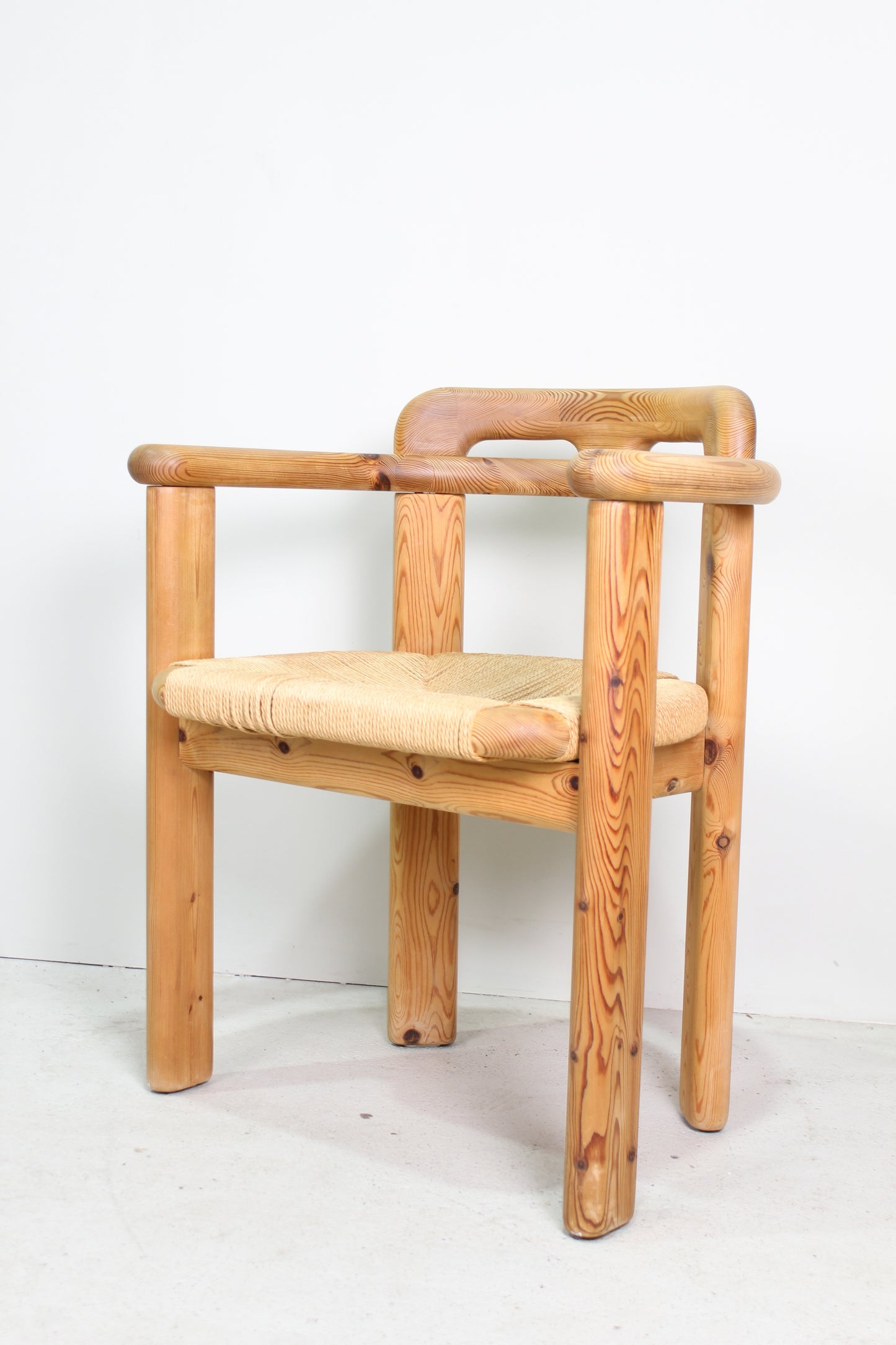 Vintage eetkamerstoel massief grenen