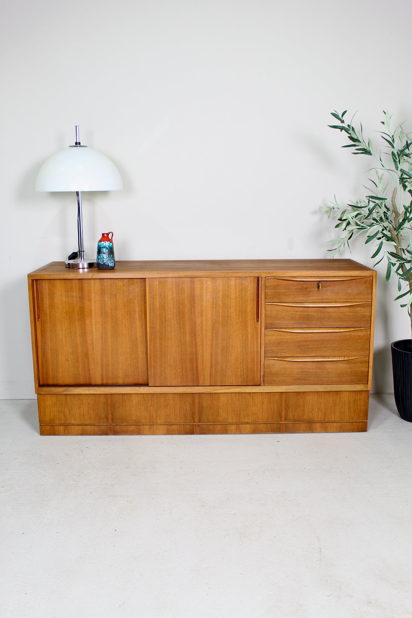 Vintage dressoir, sideboard jaren '60