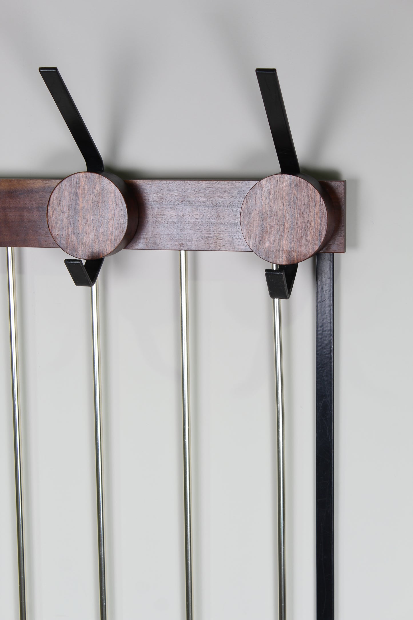 Garderobe aus der Mitte des Jahrhunderts, Kleiderständer
