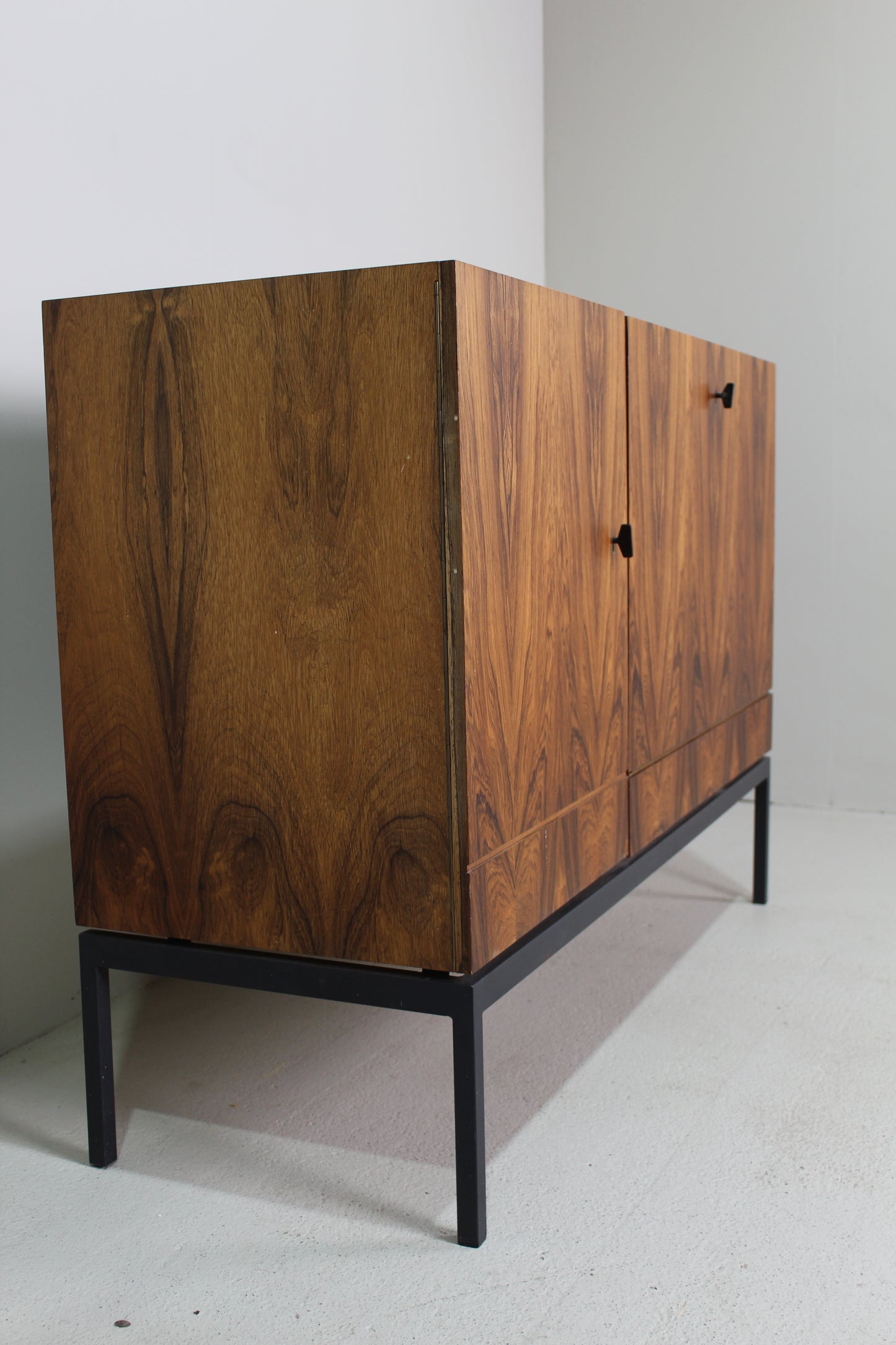 Vintage sideboard, dressoir koelkast