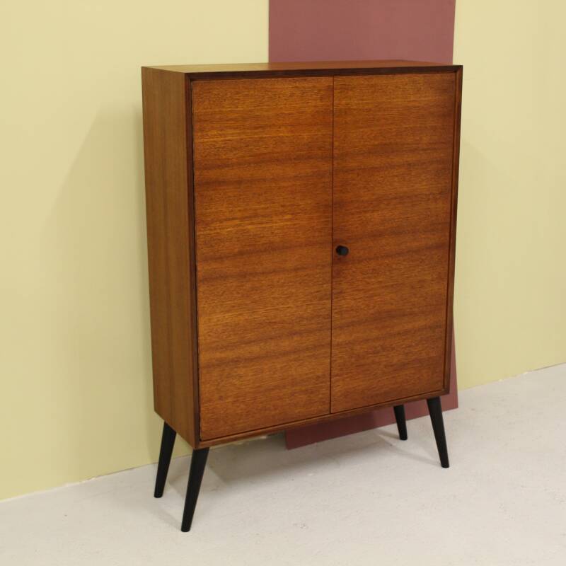 Vintage kast, kledingkast