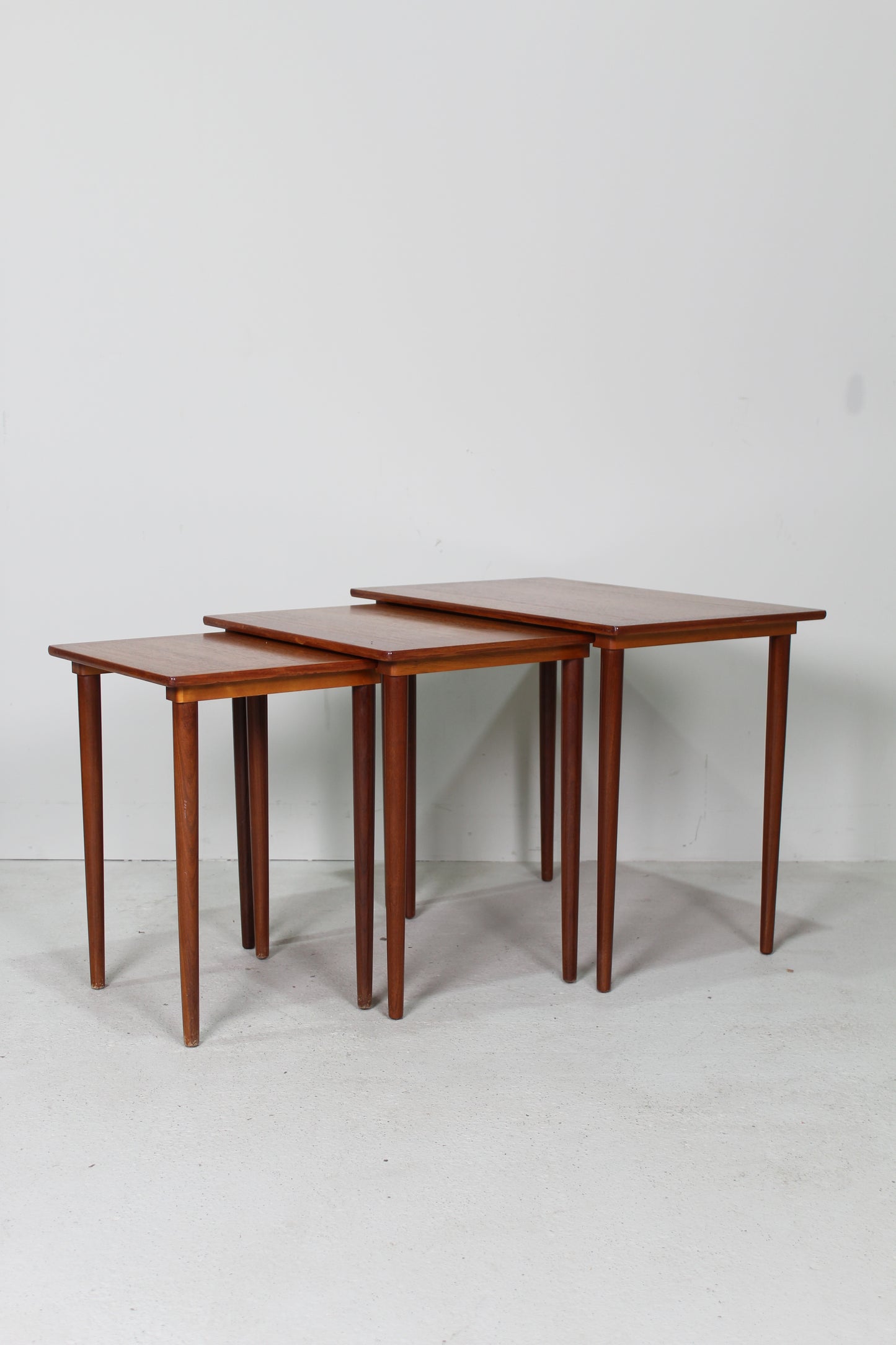 Vintage Deens Design mimiset bijzettafels