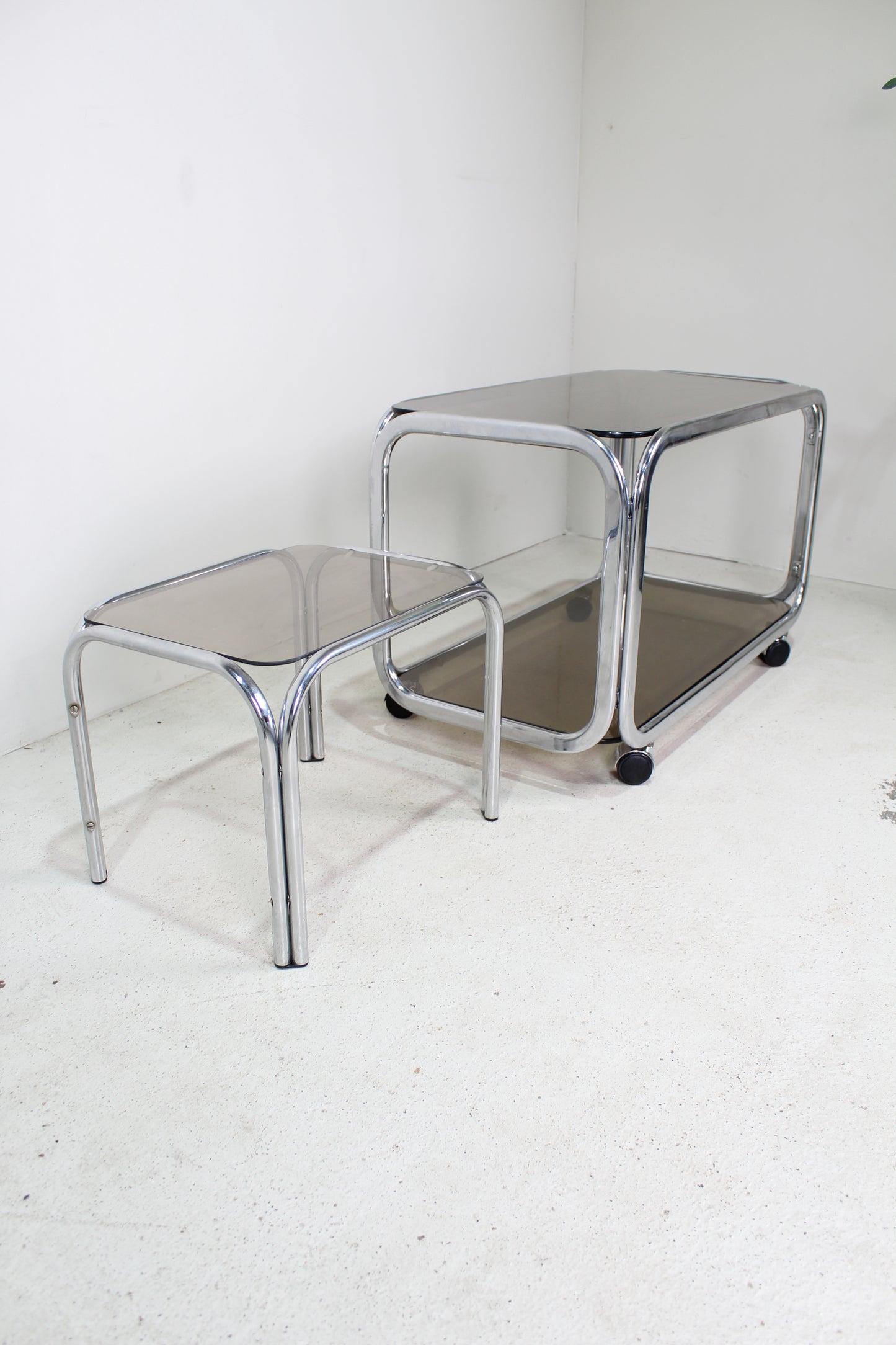 Vintage salontafel rookglas chroom