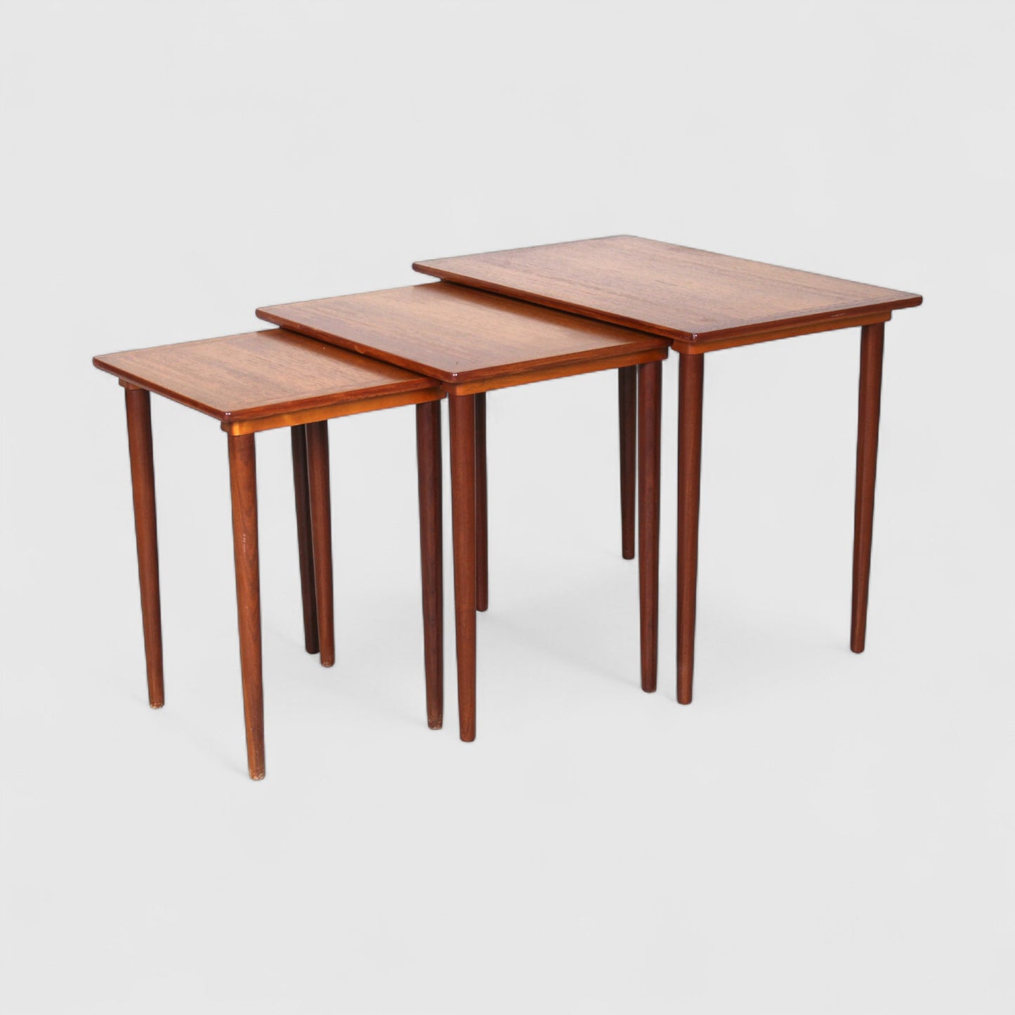 Vintage Deens Design mimiset bijzettafels