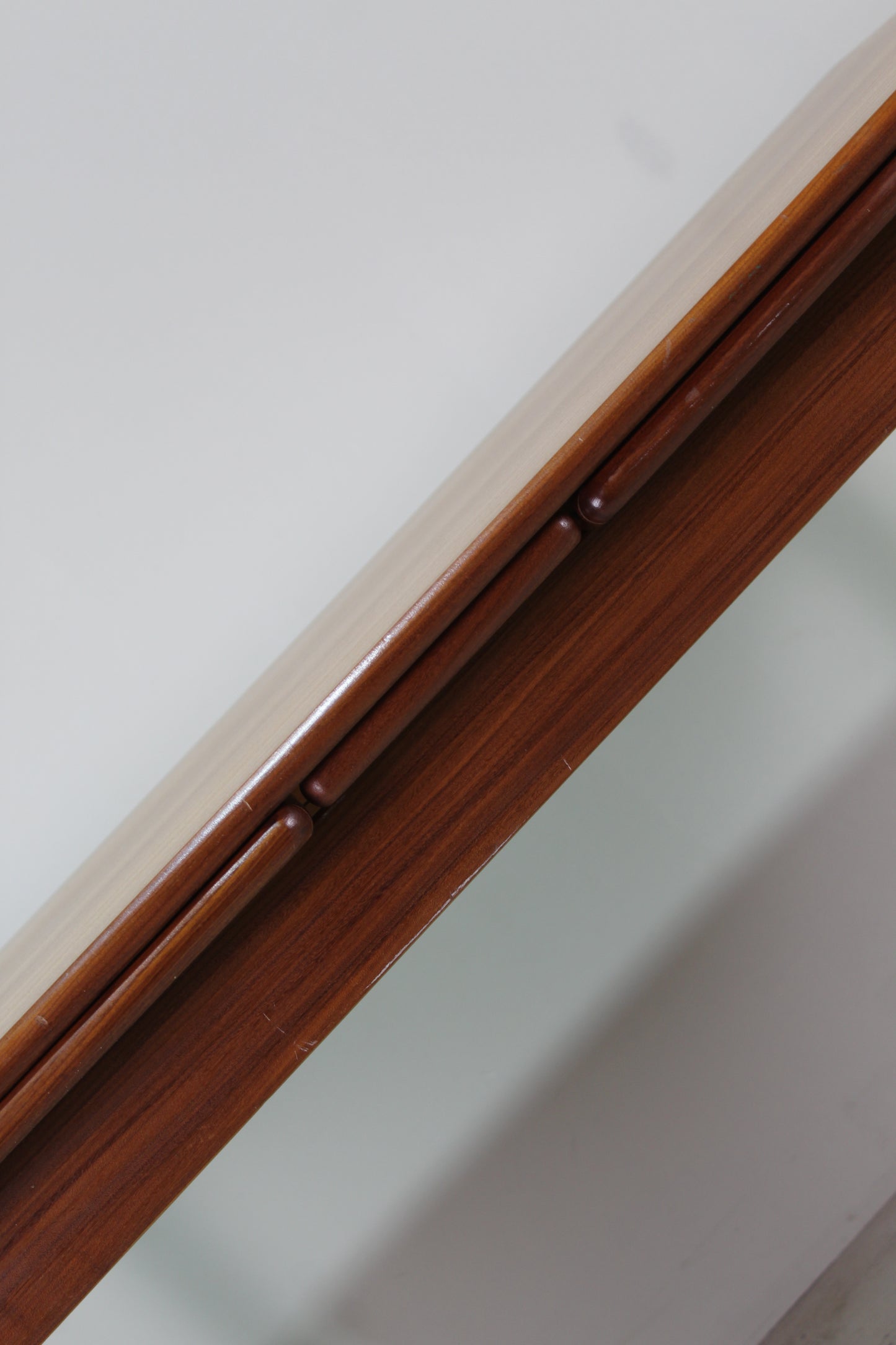 Mid century uitschuifbare eettafel