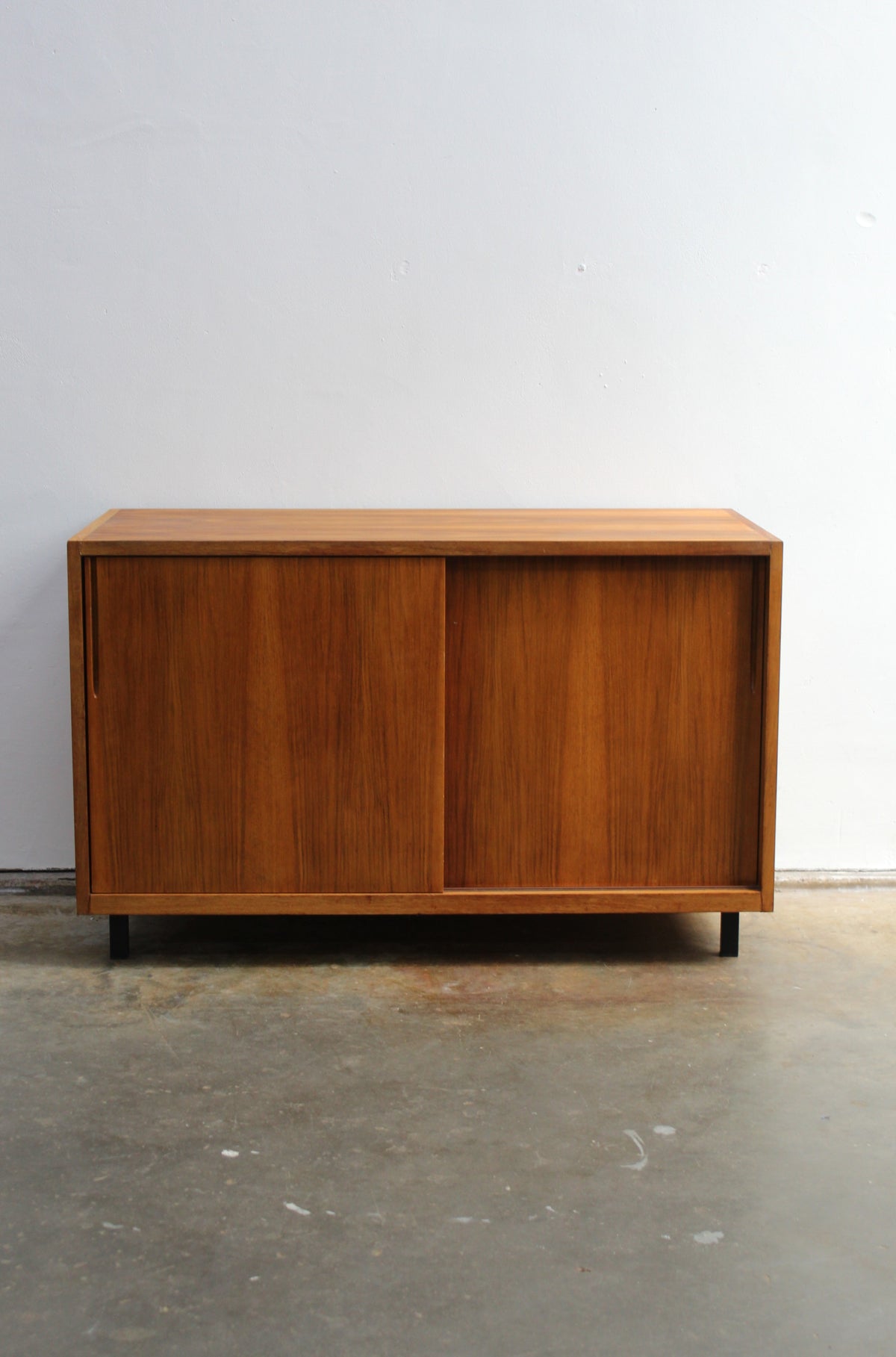 2x Vintage dressoir, kastje jaren '60