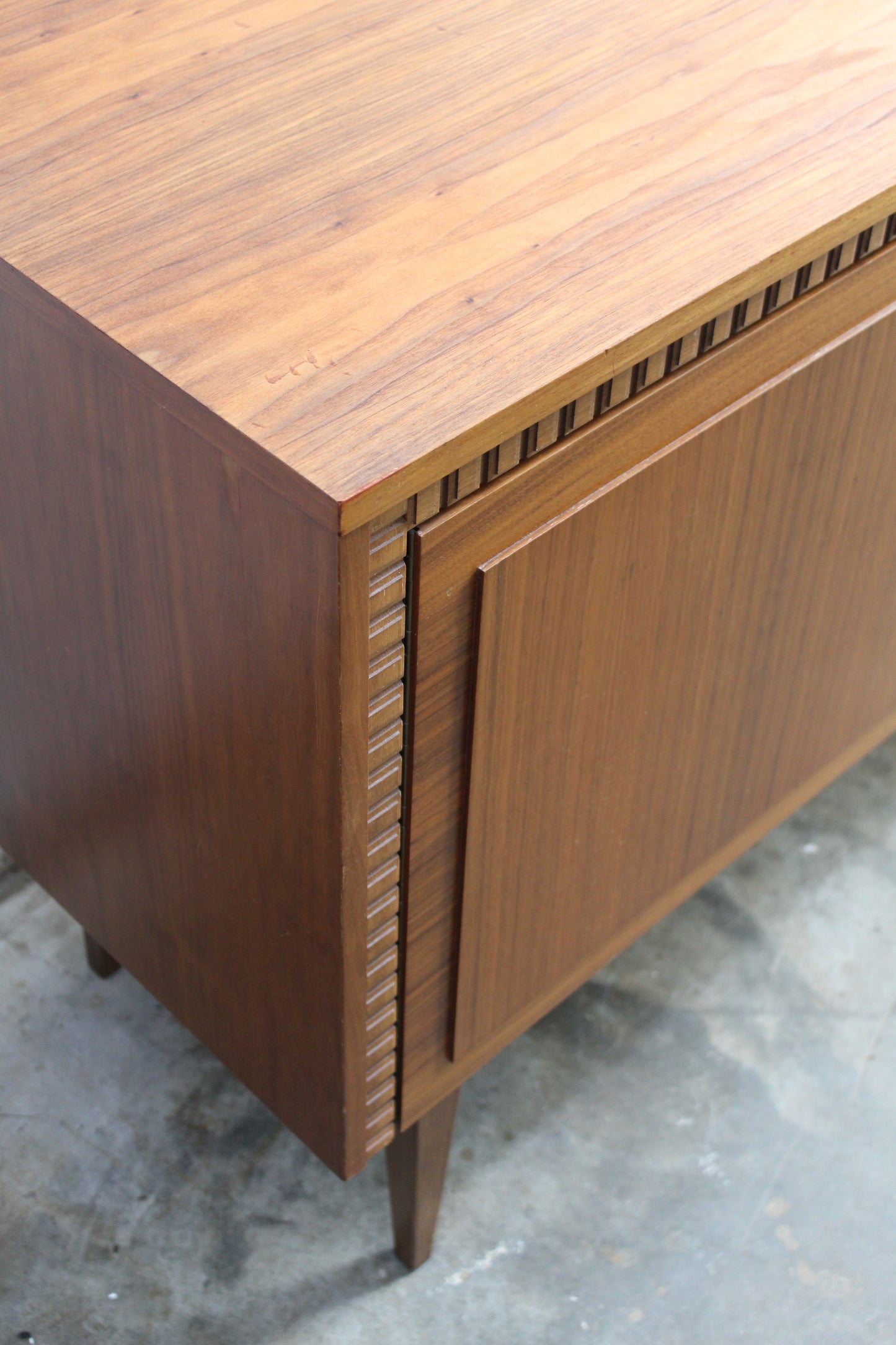 Vintage sideboard, dressoir Royal Board