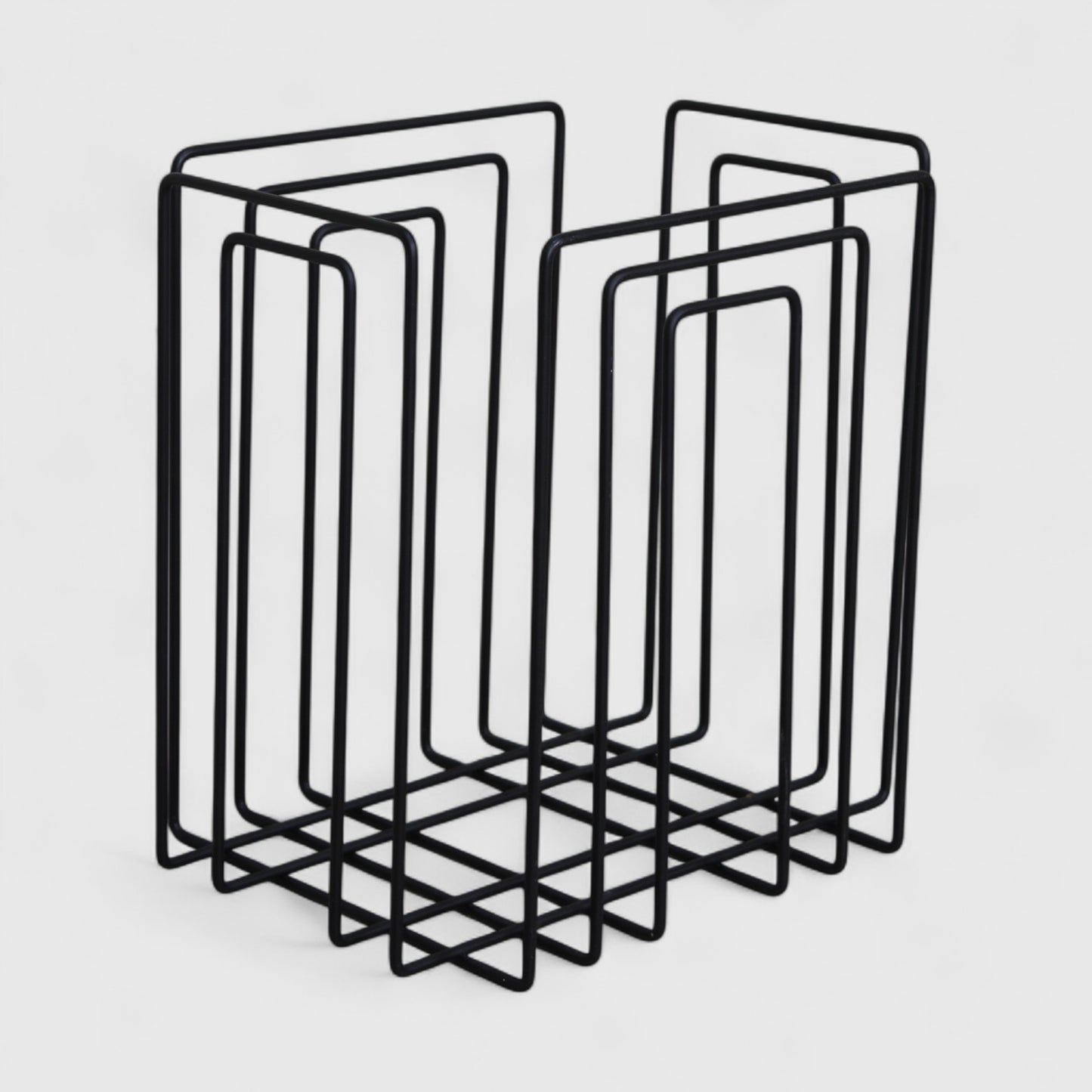 Vintage design krantenbak, lectuurmand