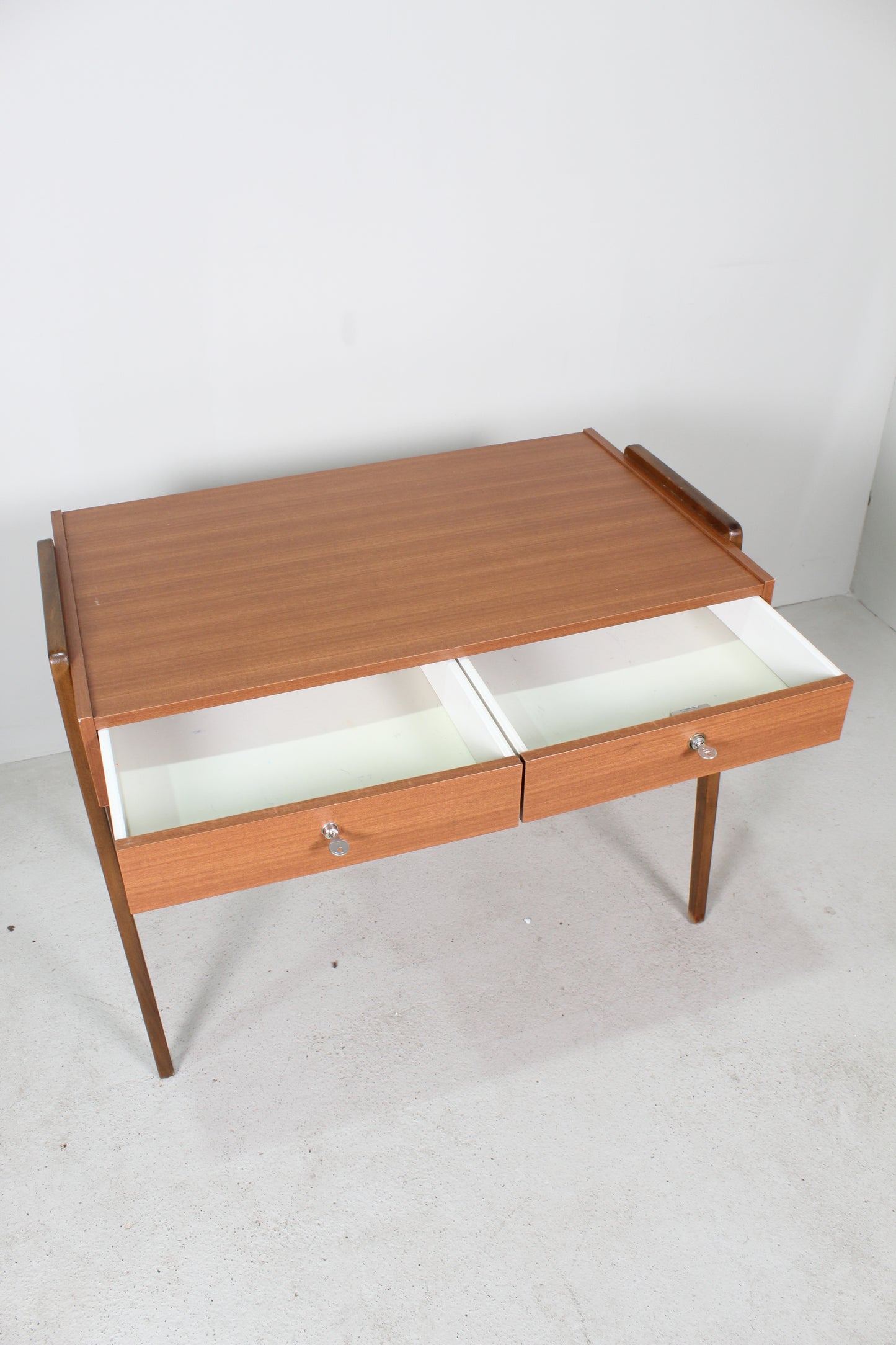 Vintage sidetable, consoletafel