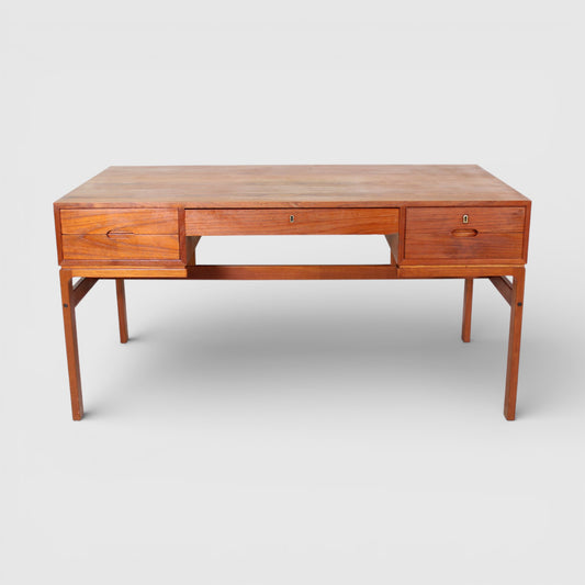 Vintage Deens design bureau teak