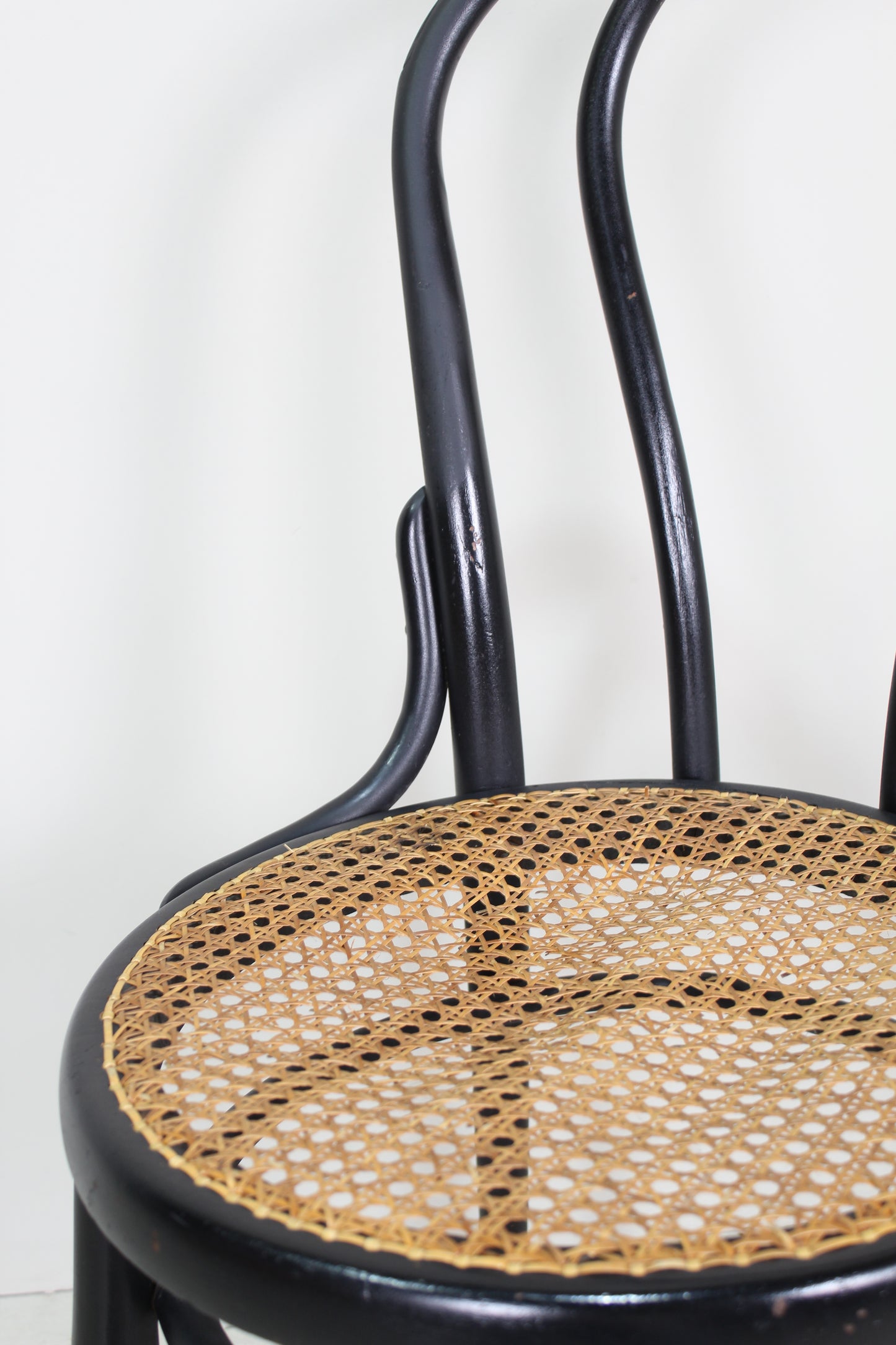 Antieke Thonet bistrostoel No.14 jaren '20/'30 zwart