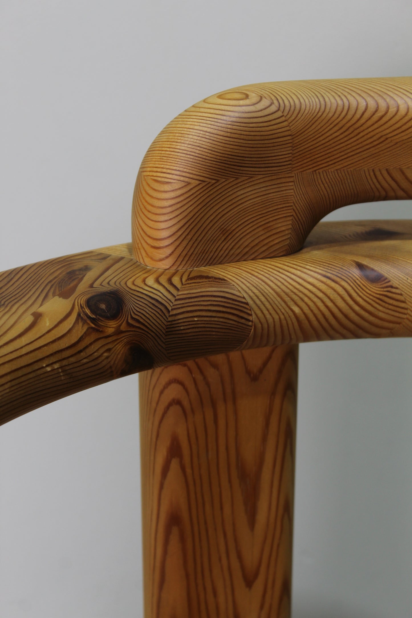 Vintage eetkamerstoel massief grenen