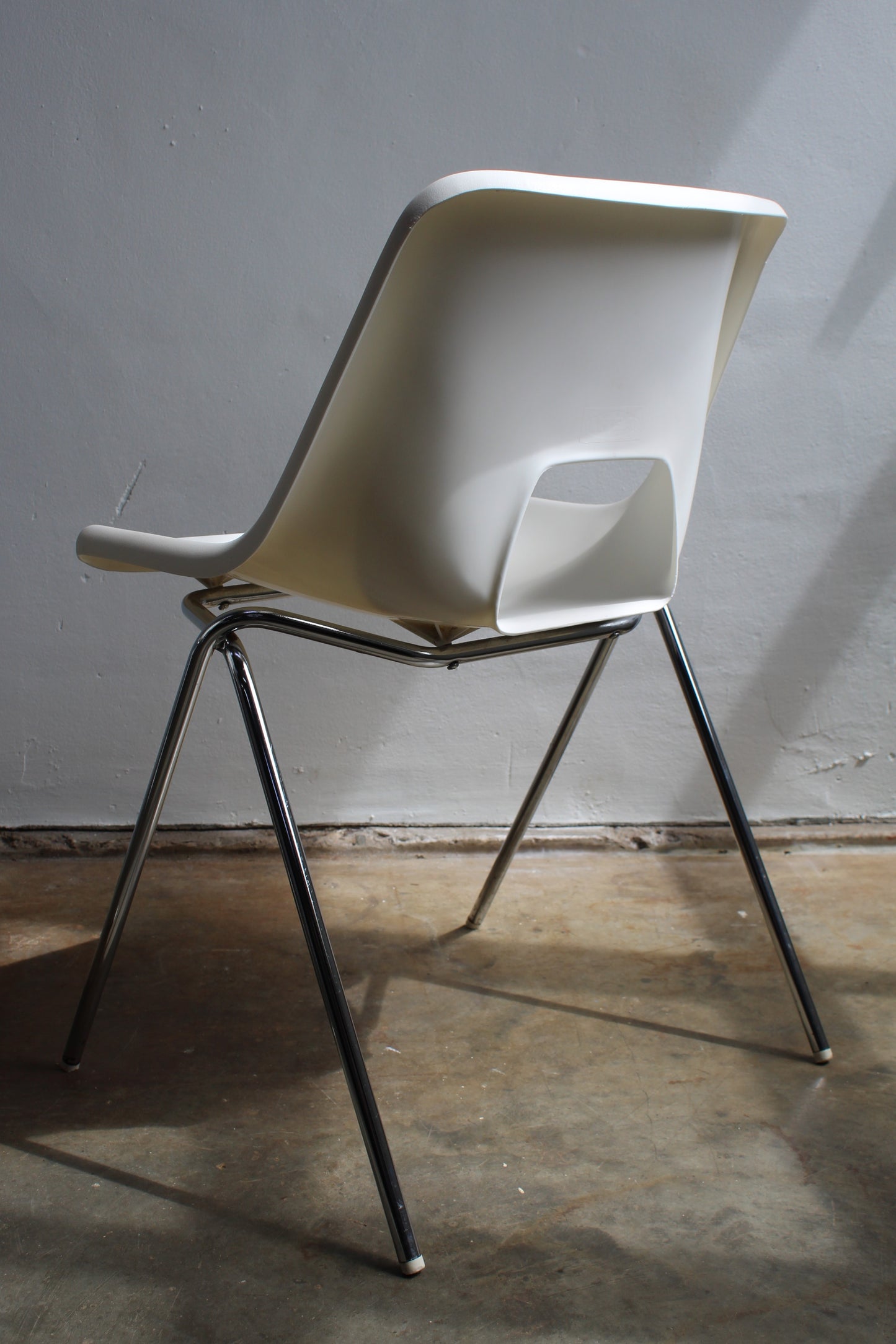 Niels Gammelgaard "Järvi" eetkamerstoelen wit