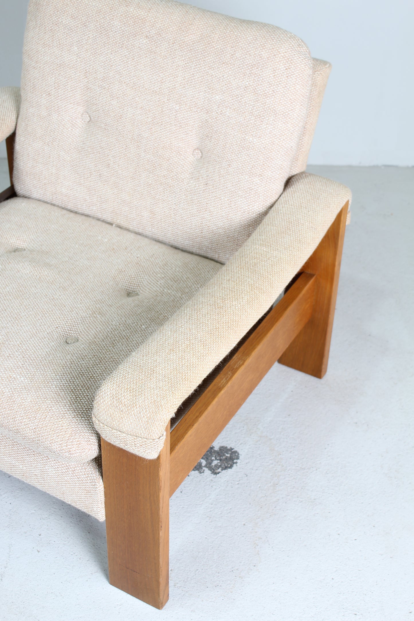 Vintage armchair, lounge chair, beige 1970s