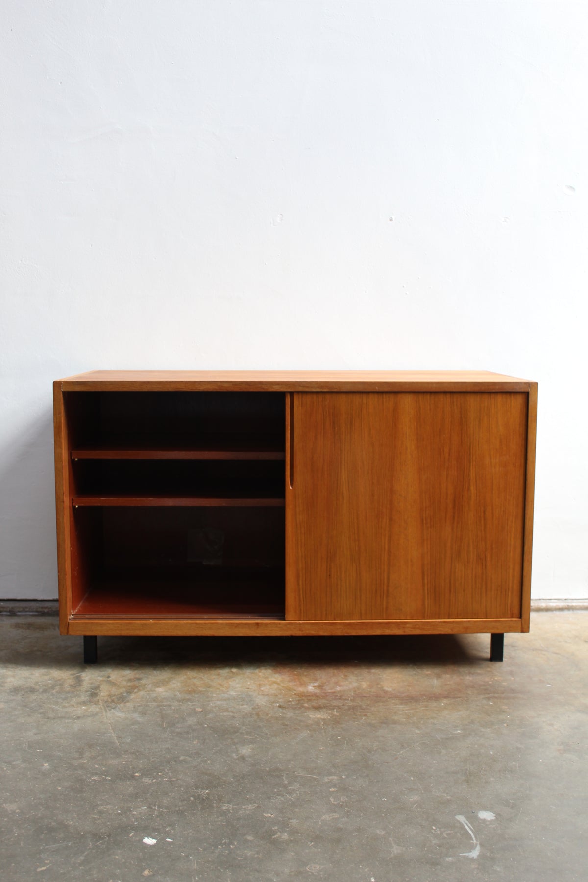 2x Vintage dressoir, kastje jaren '60