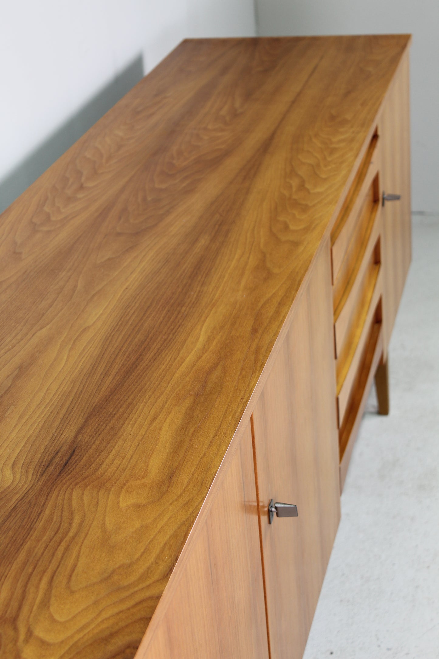 Vintage sideboard, dressoir jaren '60