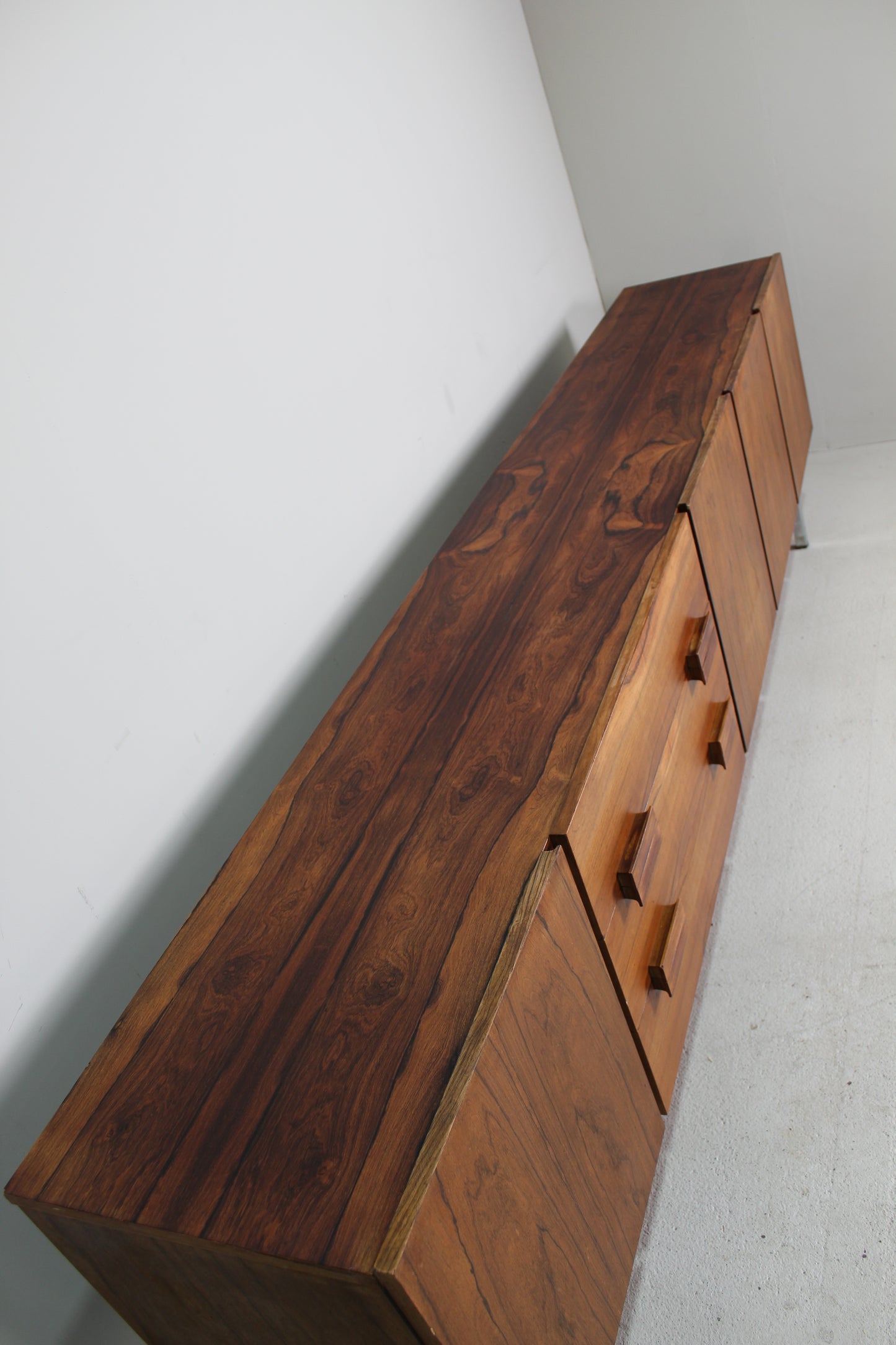 Mid century dressoir, sideboard palissander