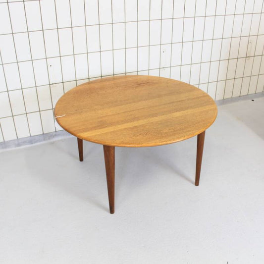 Vintage round coffee table
