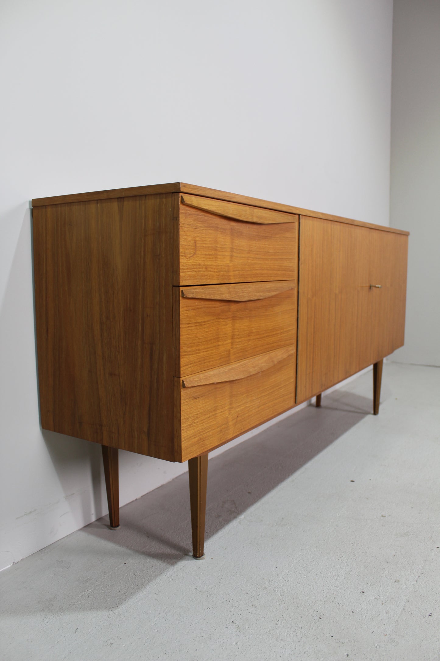 Vintage dressoir, sideboard jaren '60