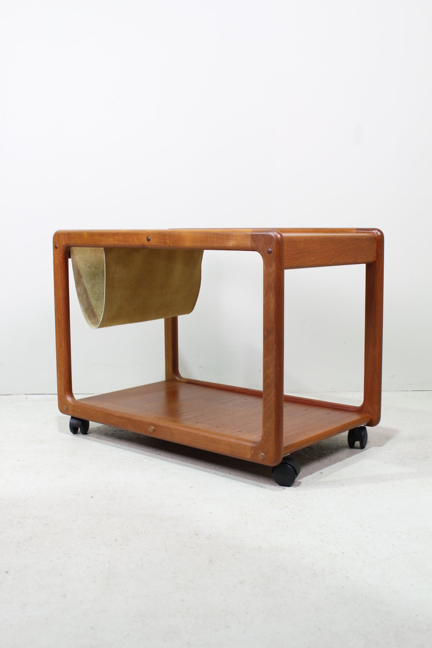 Vintage Deens design salontafel, trolley, lectuurtafel