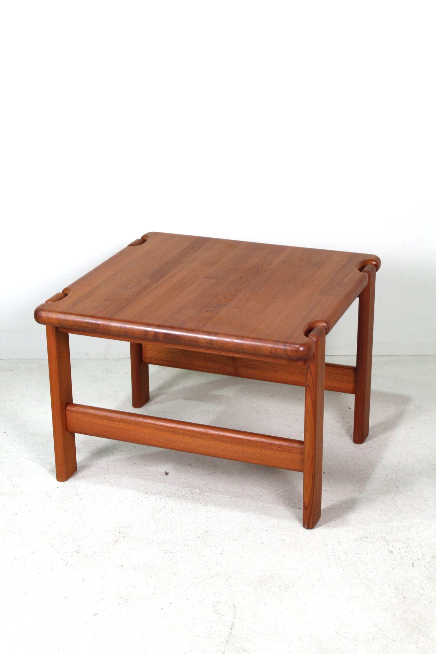 Vintage Design salontafel Niels Bach