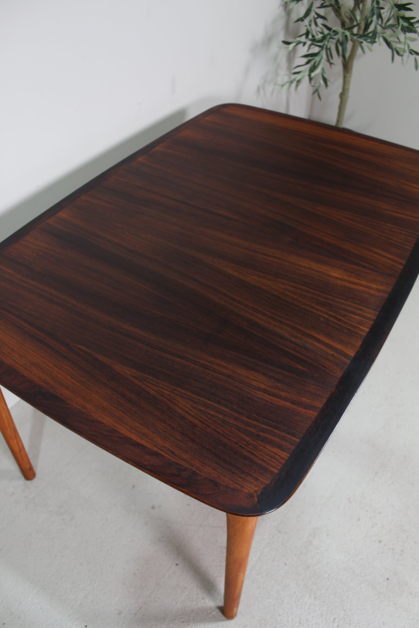 Vintage design uitschuifbare eettafel