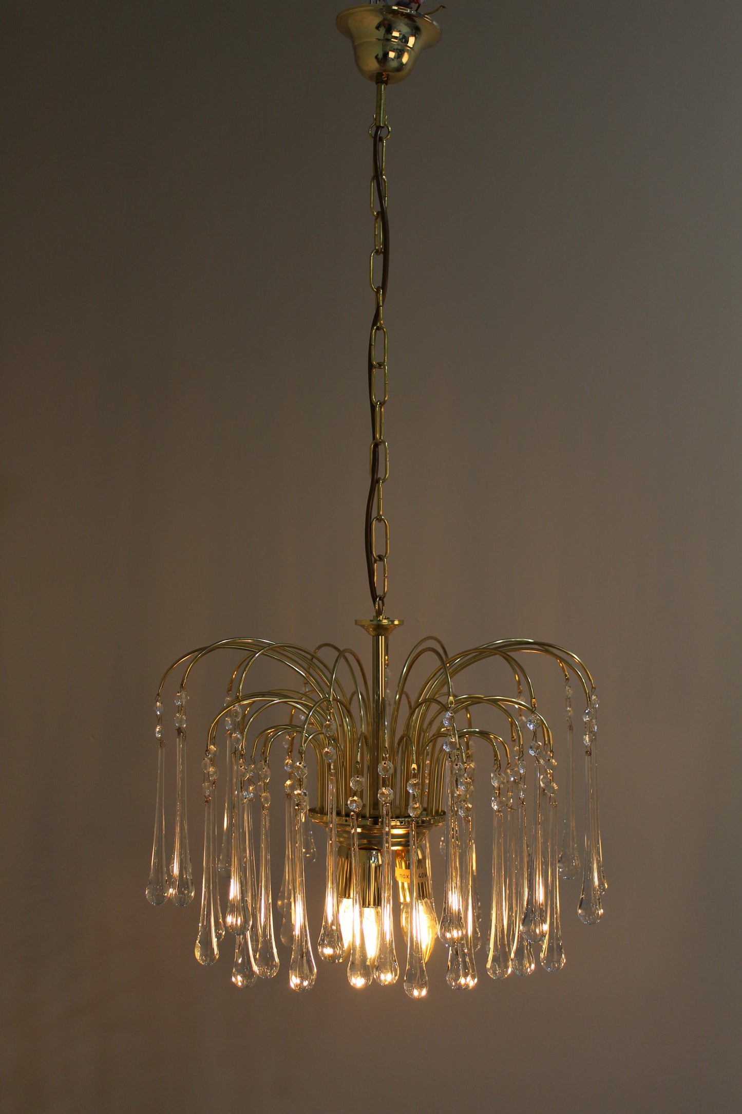 Vintage teardrop lamp transparant