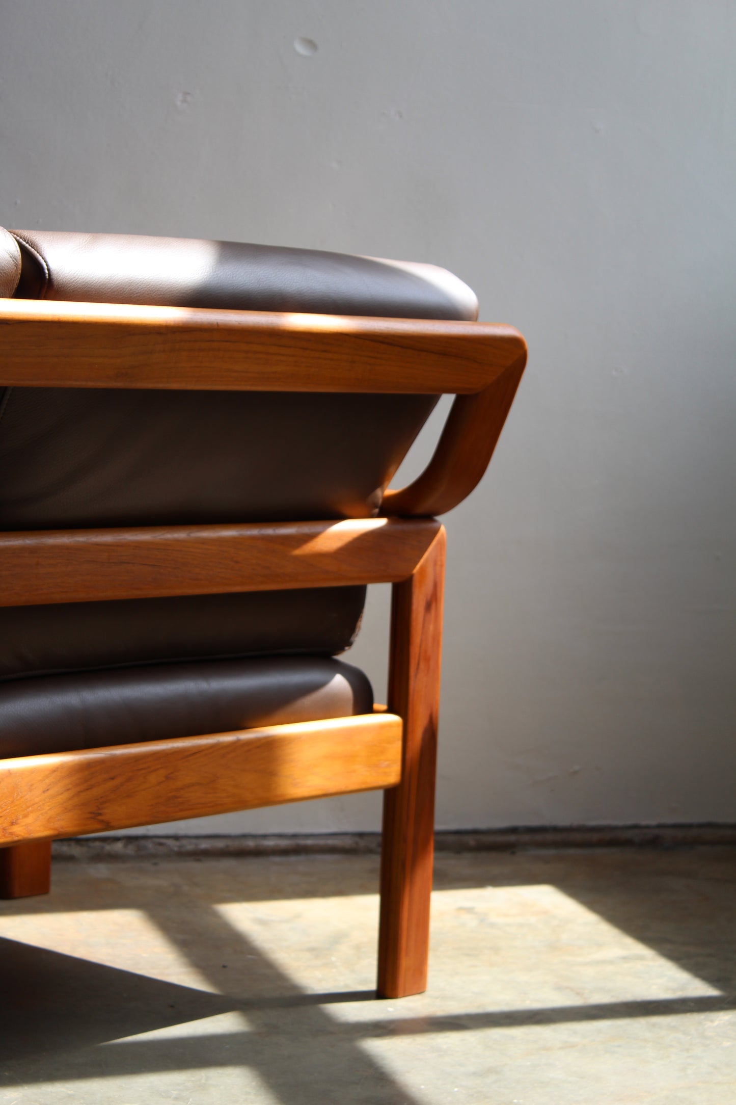 Mid century 2-zits bank L. Olsen & Søn Møbelfabrik