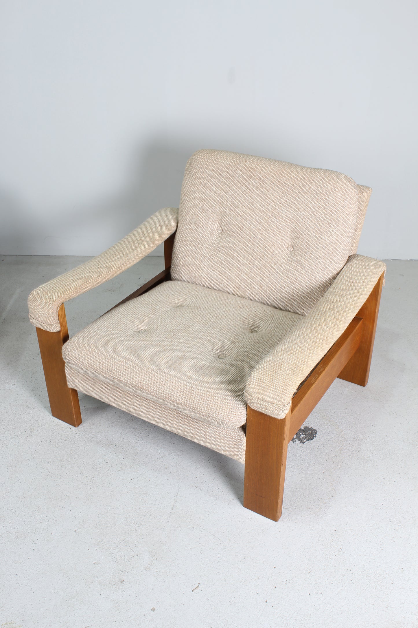 Vintage armchair, lounge chair, beige 1970s