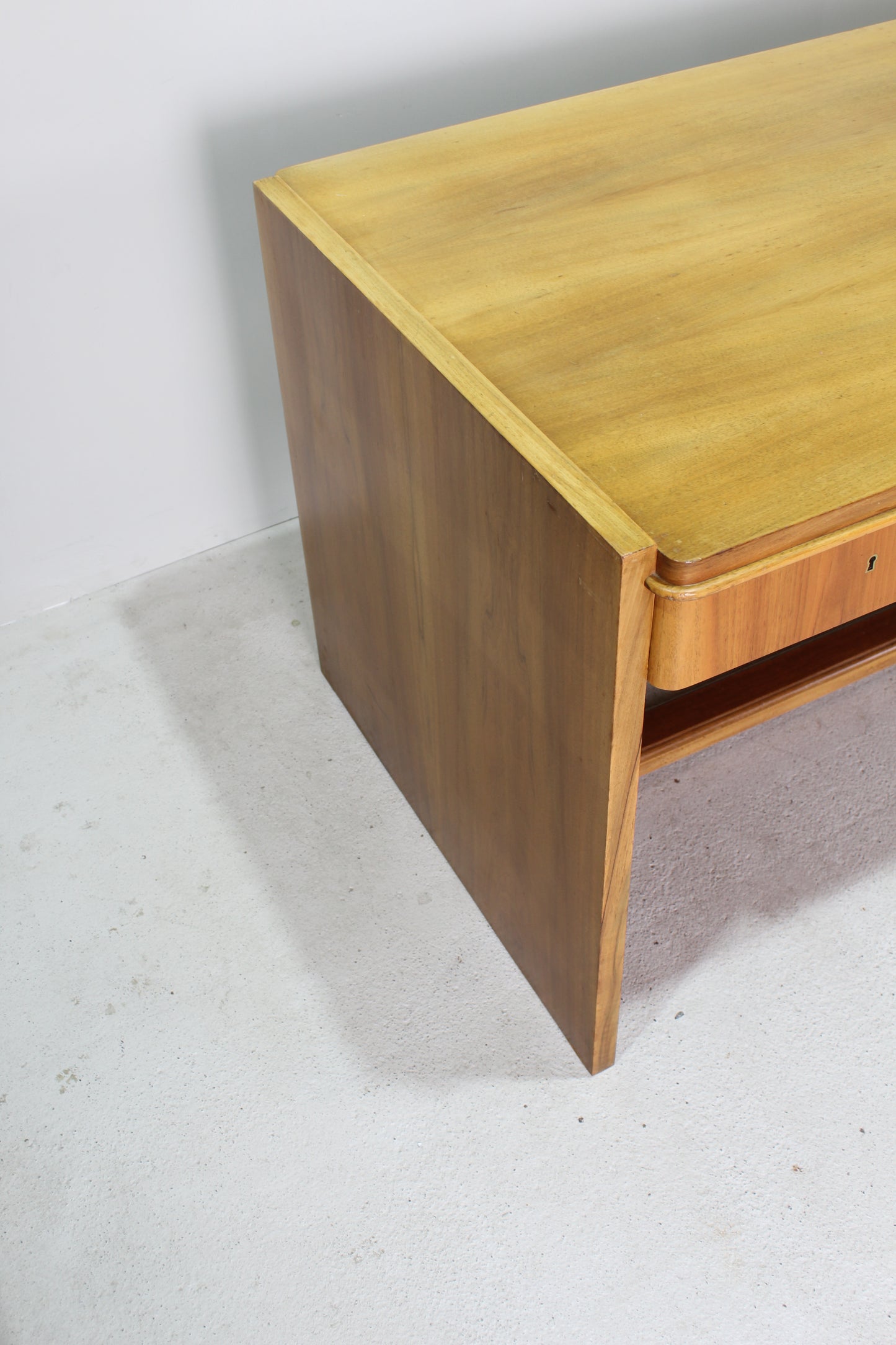 Mid century bureau jaren '50