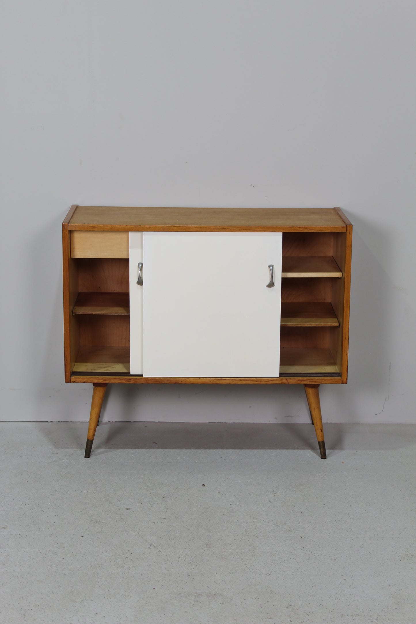 Vintage wit kastje jaren '60