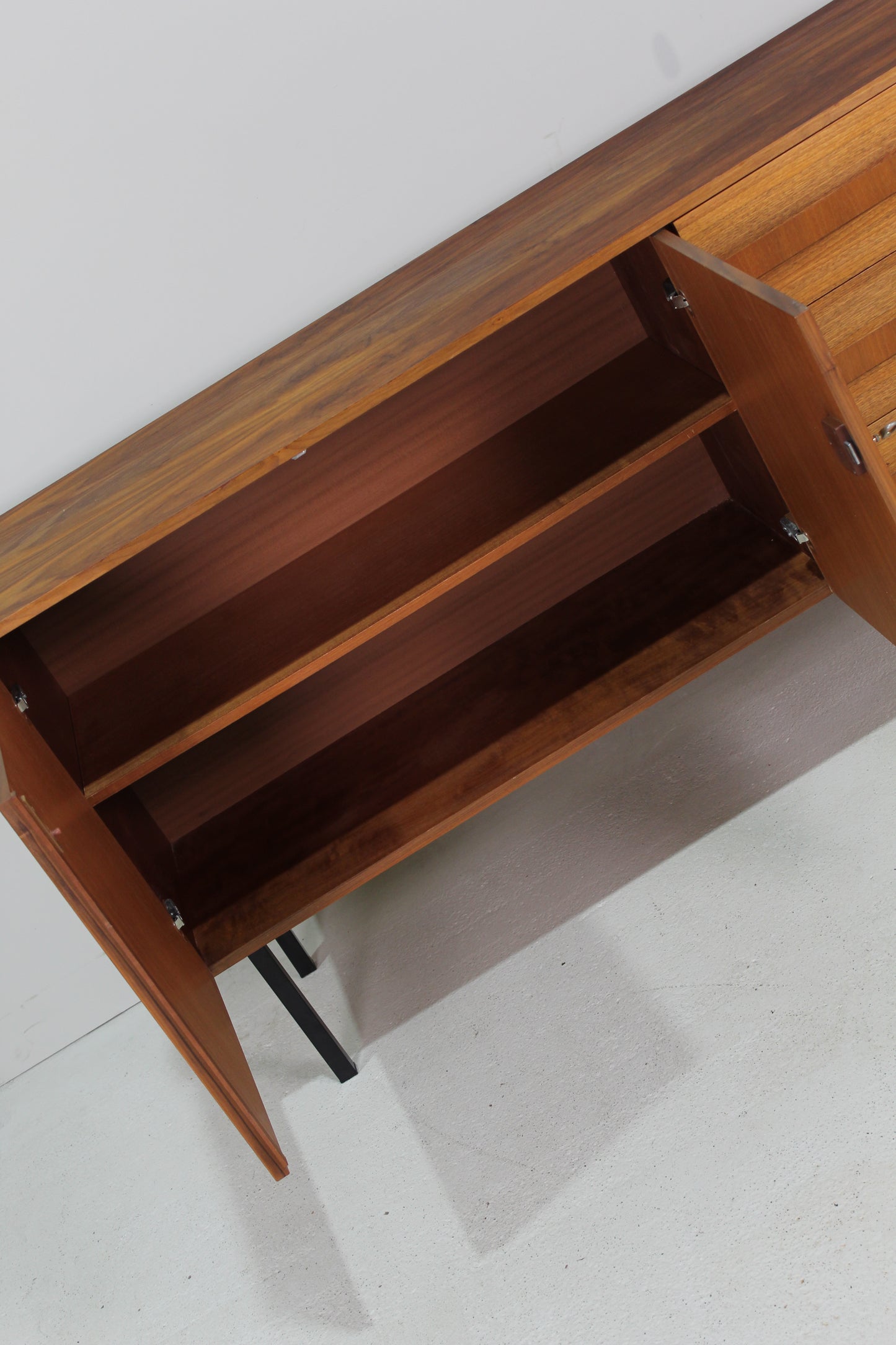 Vintage dressoir, sideboard - jaren '60